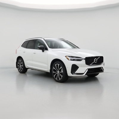 2023 Volvo XC60 B5 Plus Dark Theme