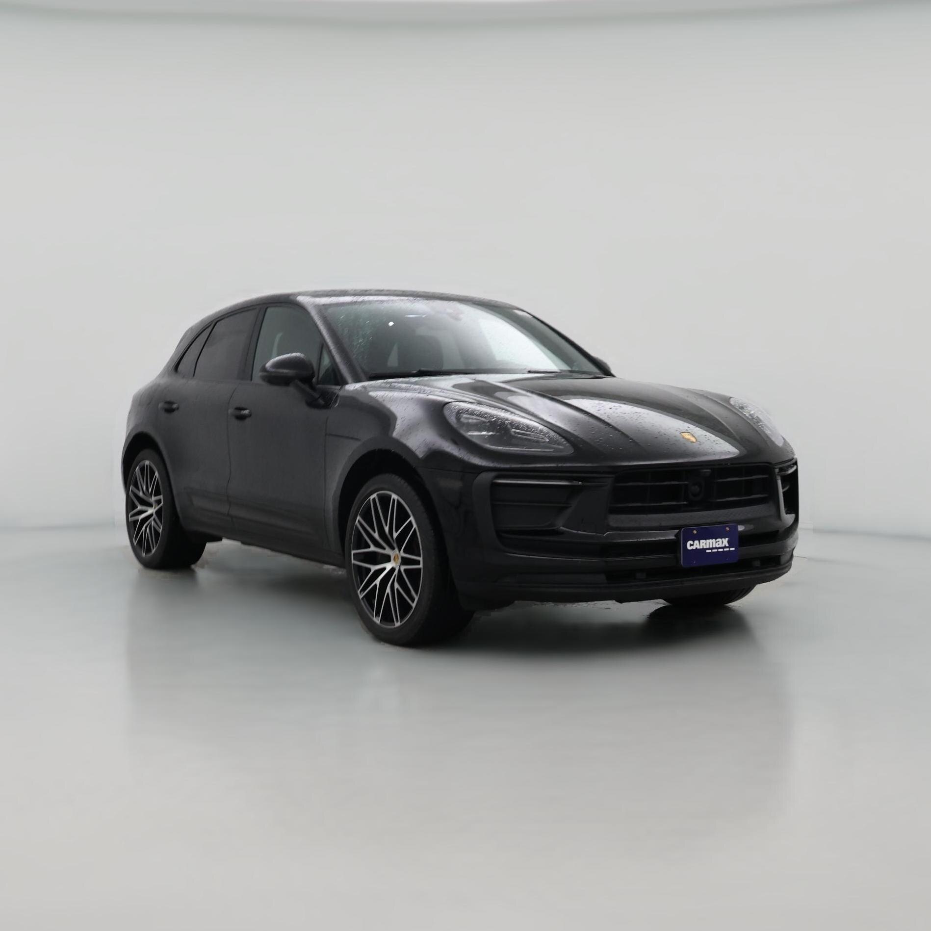 Thumbnail: 2023 Porsche Macan - 1