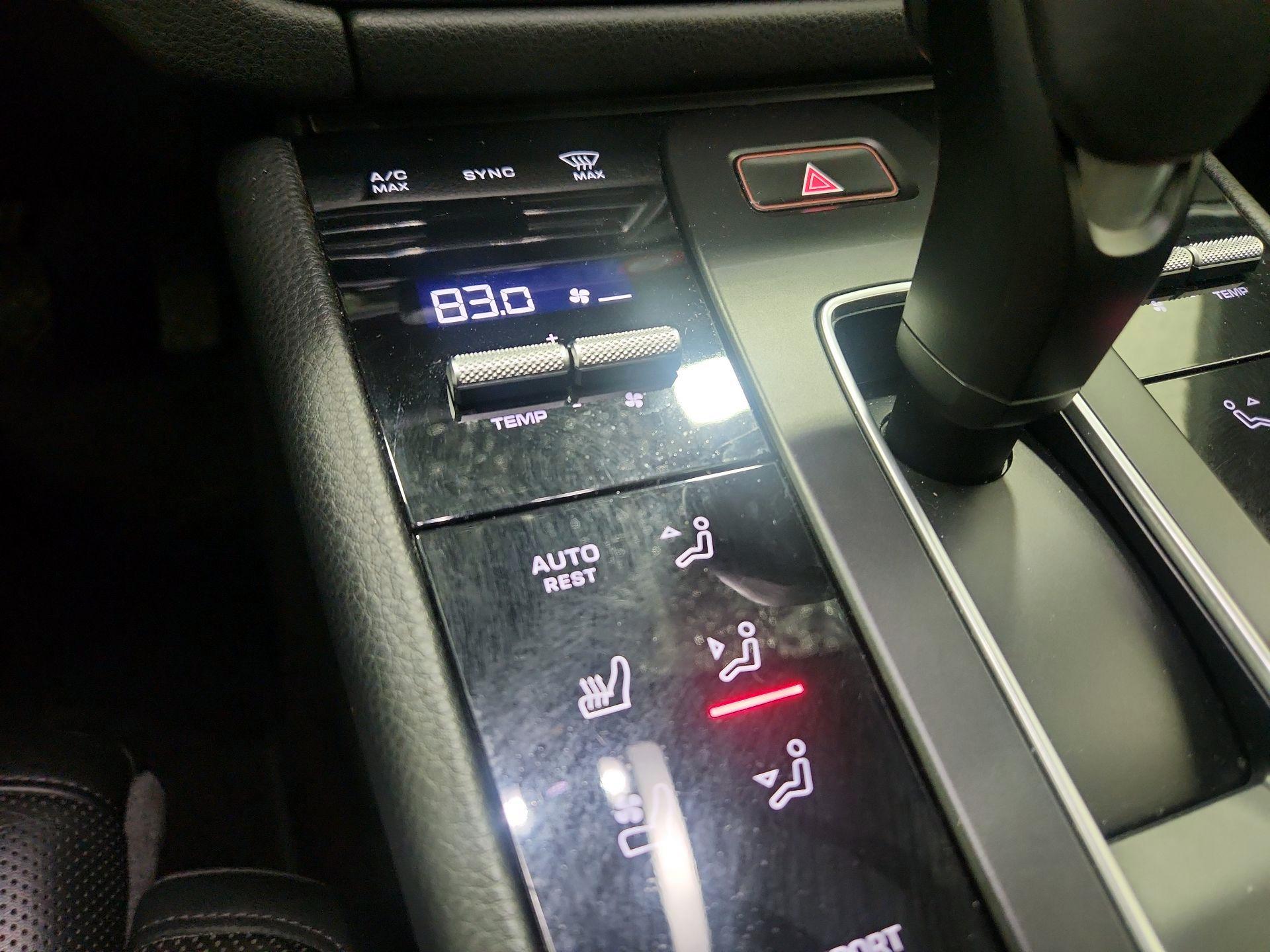 Thumbnail: 2023 Porsche Macan - 17