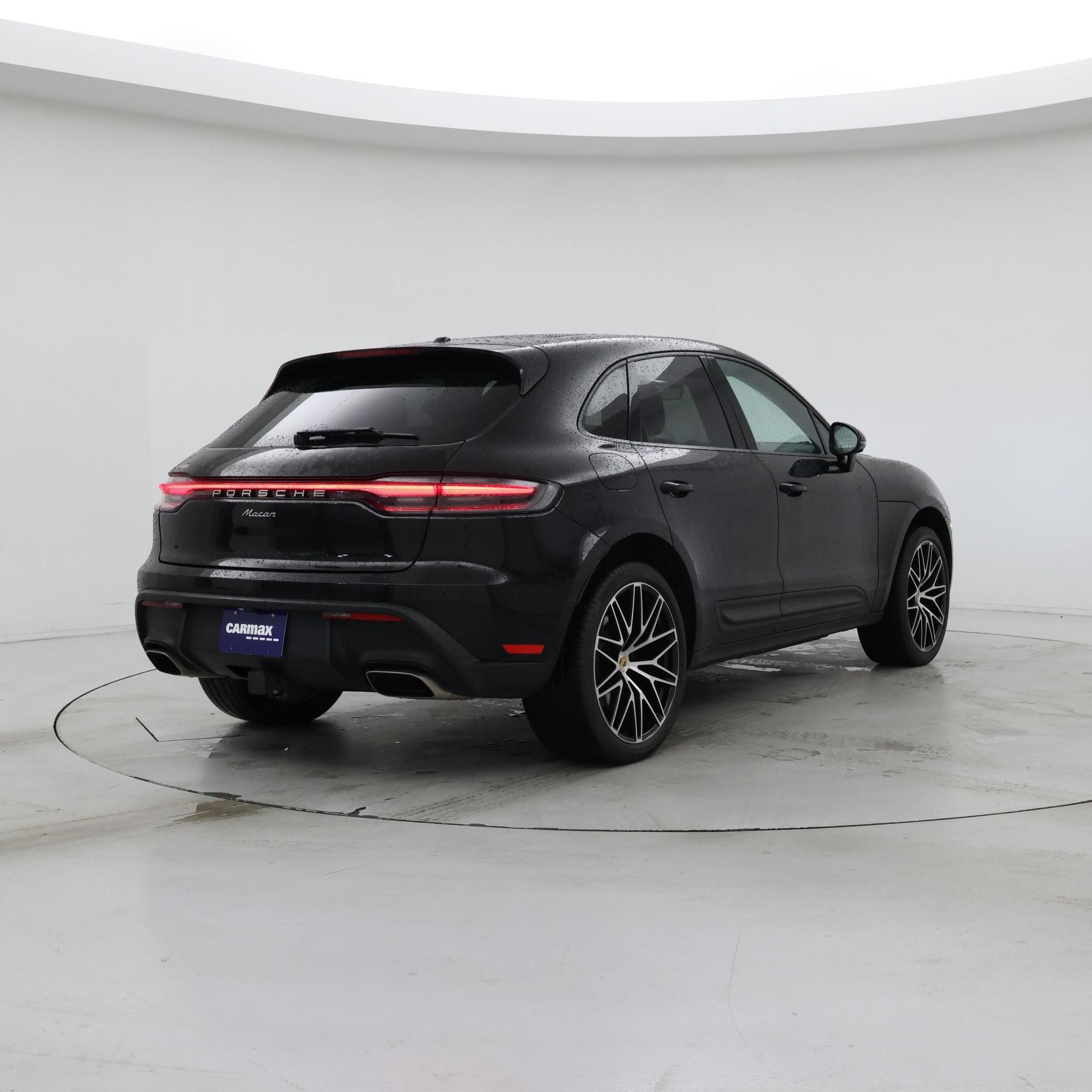 Thumbnail: 2023 Porsche Macan - 8