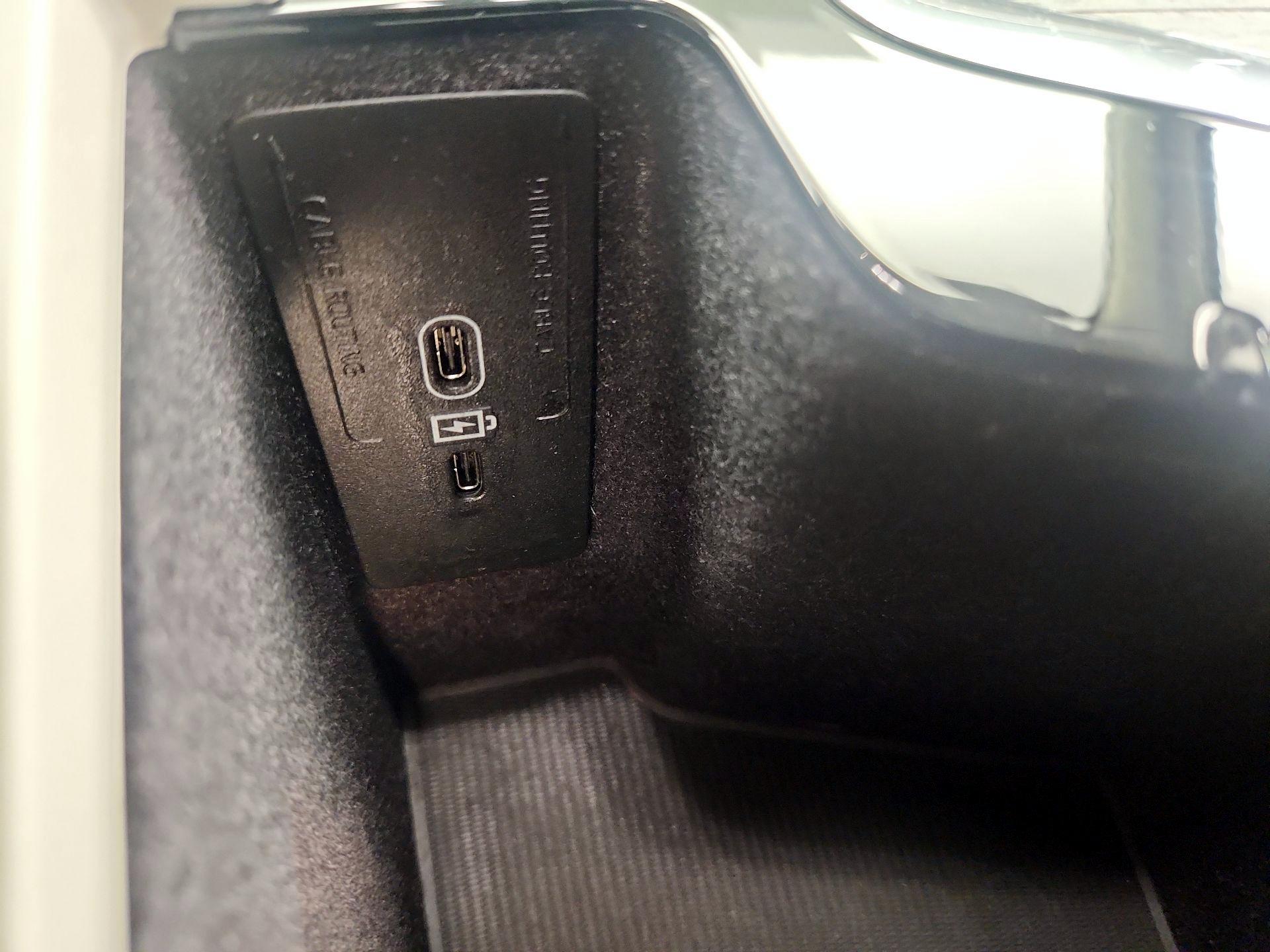 Thumbnail: 2023 Volvo S60 - 18