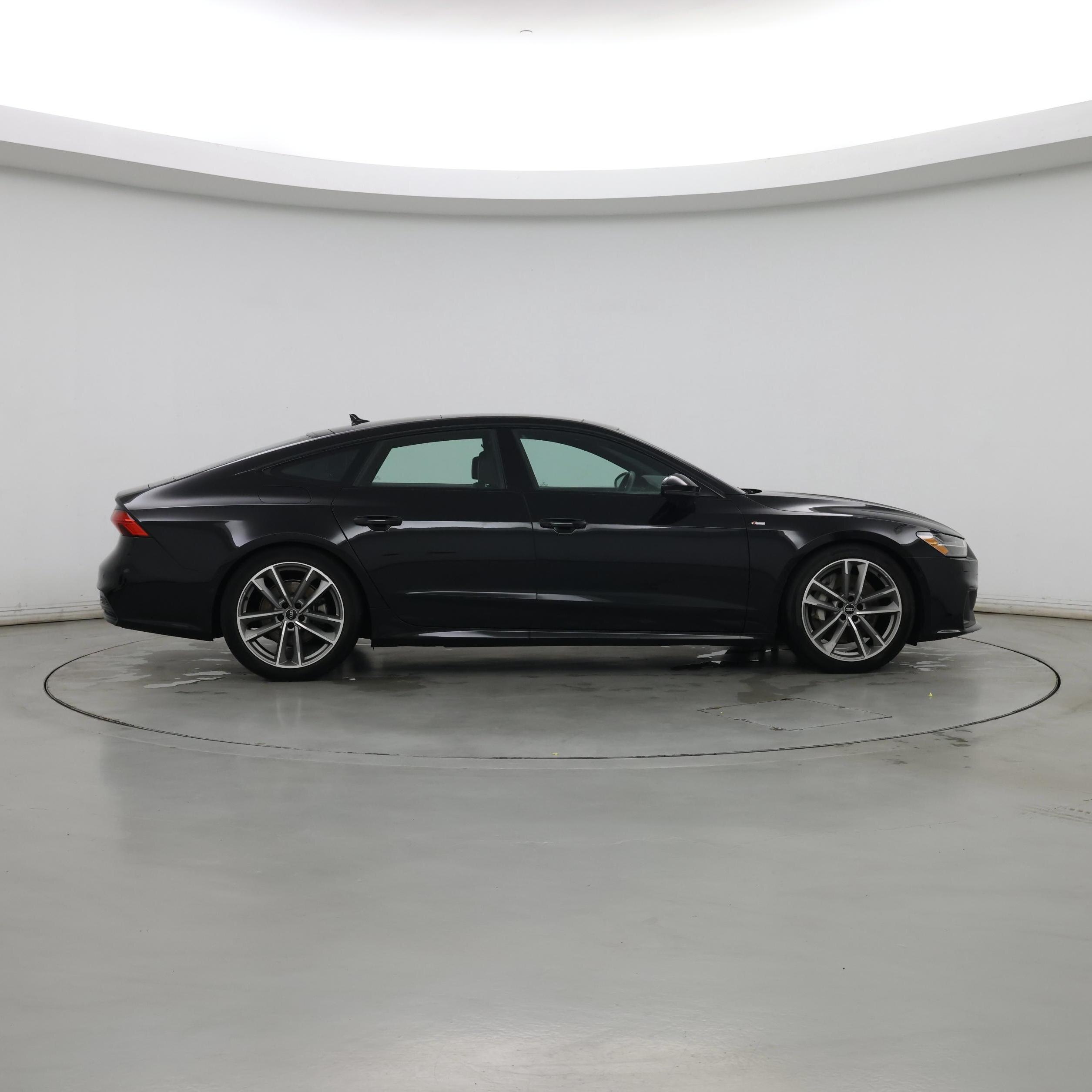 Thumbnail: 2021 Audi A7 - 7