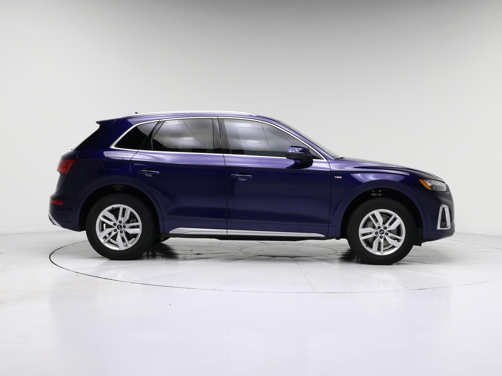 2022 Audi Q5 Premium - Photo 8