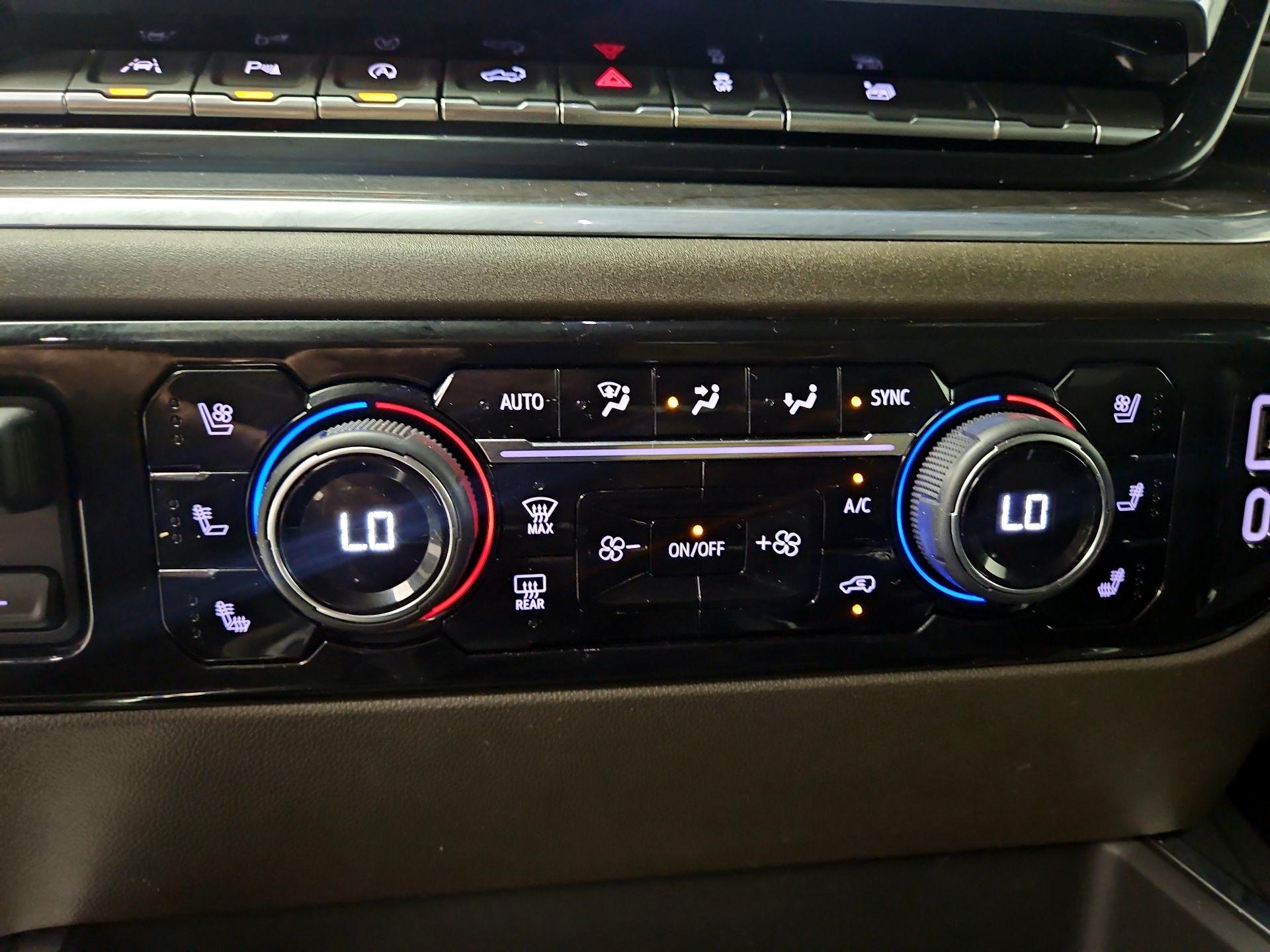 Thumbnail: 2024 Chevrolet Silverado 1500 - 16