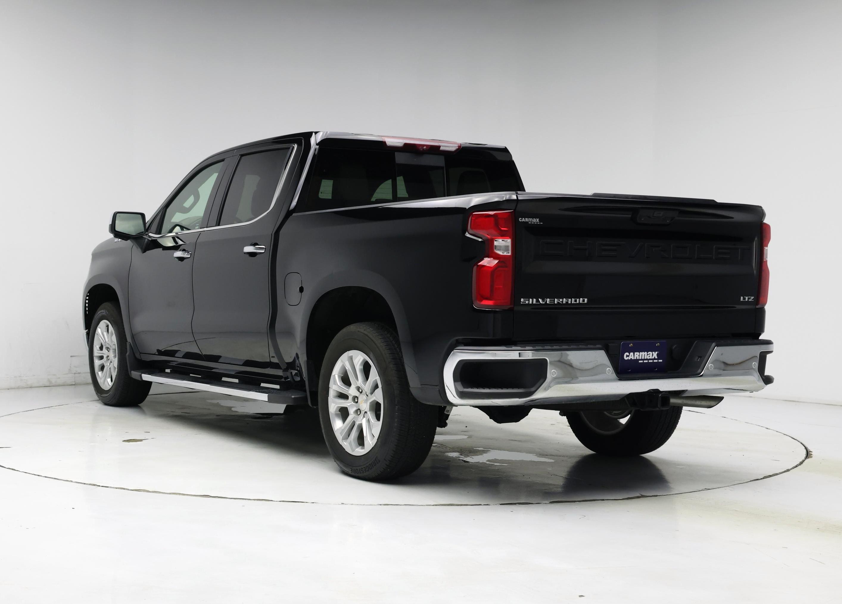 Thumbnail: 2024 Chevrolet Silverado 1500 - 2