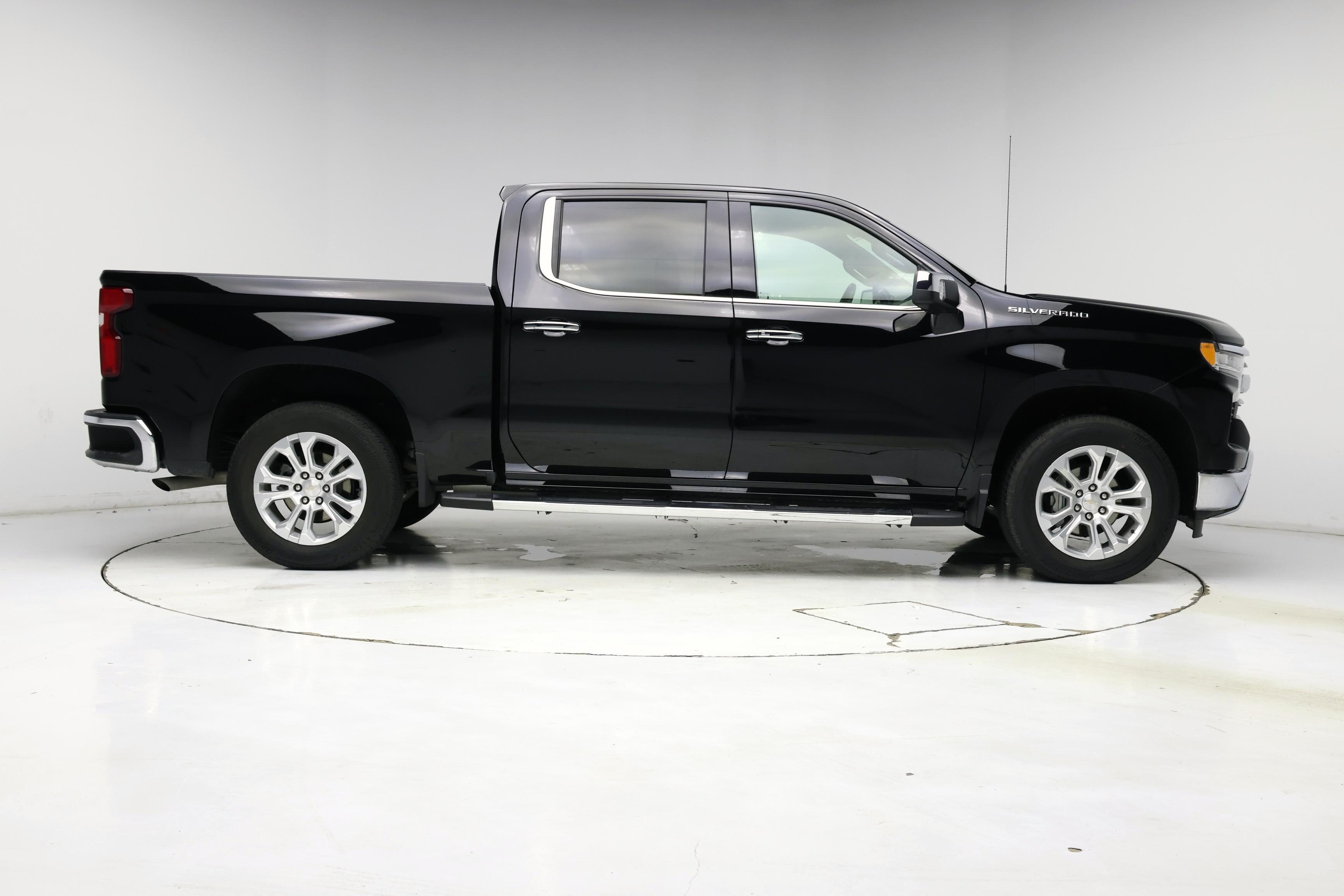 Thumbnail: 2024 Chevrolet Silverado 1500 - 7