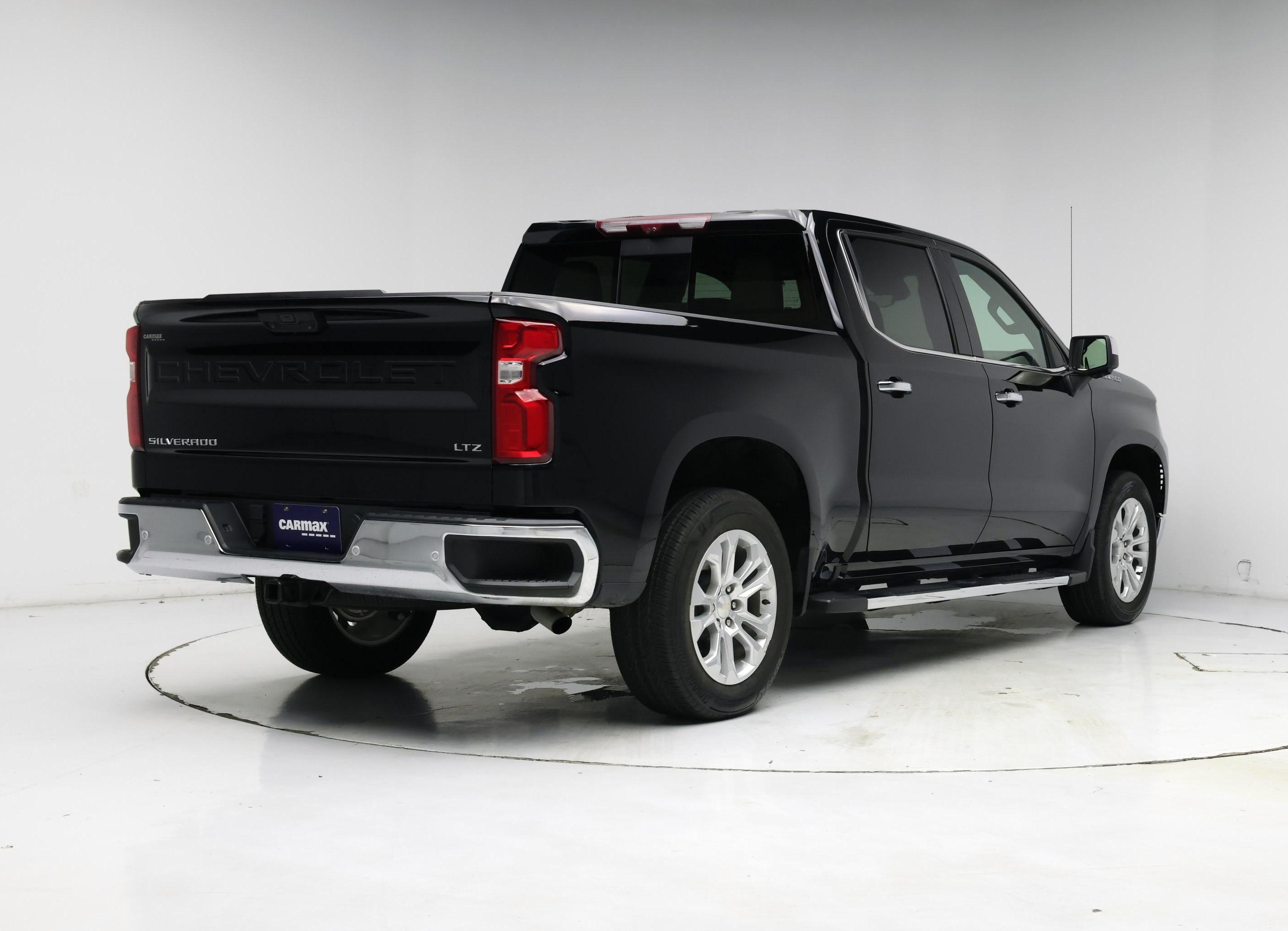 Thumbnail: 2024 Chevrolet Silverado 1500 - 8