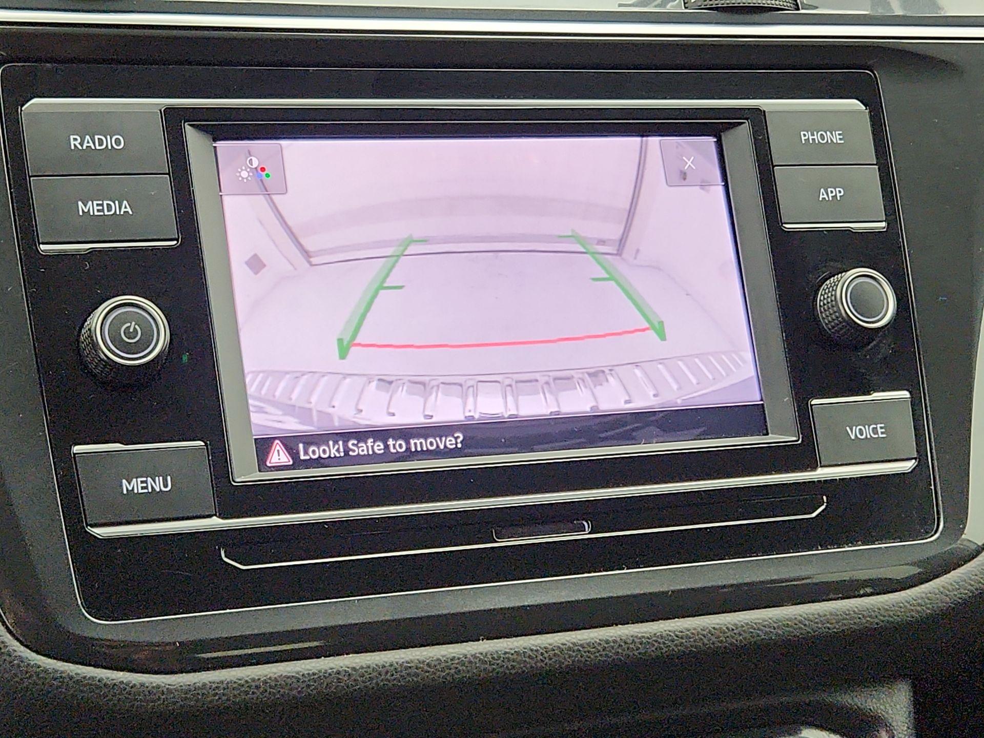 Thumbnail: 2023 Volkswagen Tiguan - 14