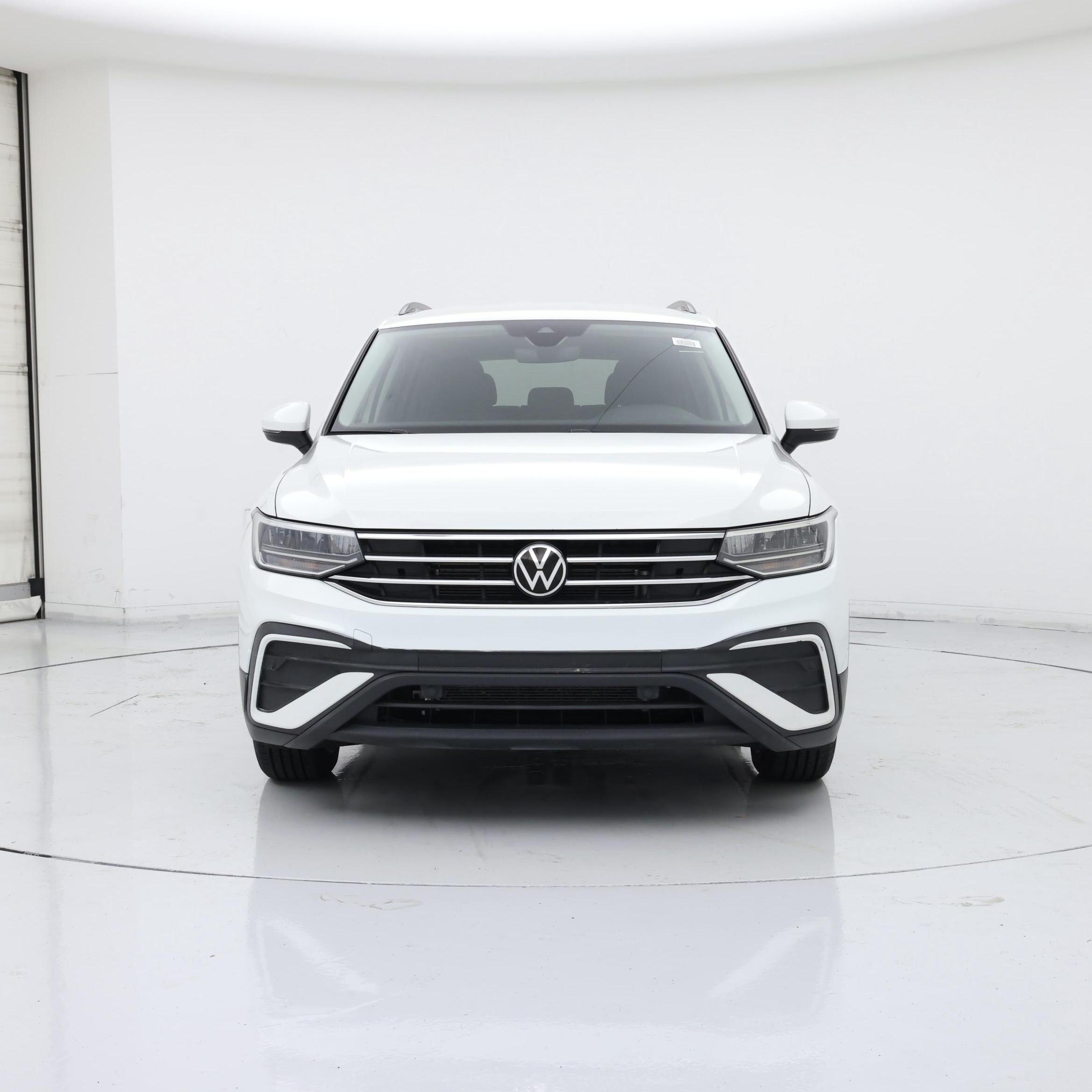 Thumbnail: 2023 Volkswagen Tiguan - 5