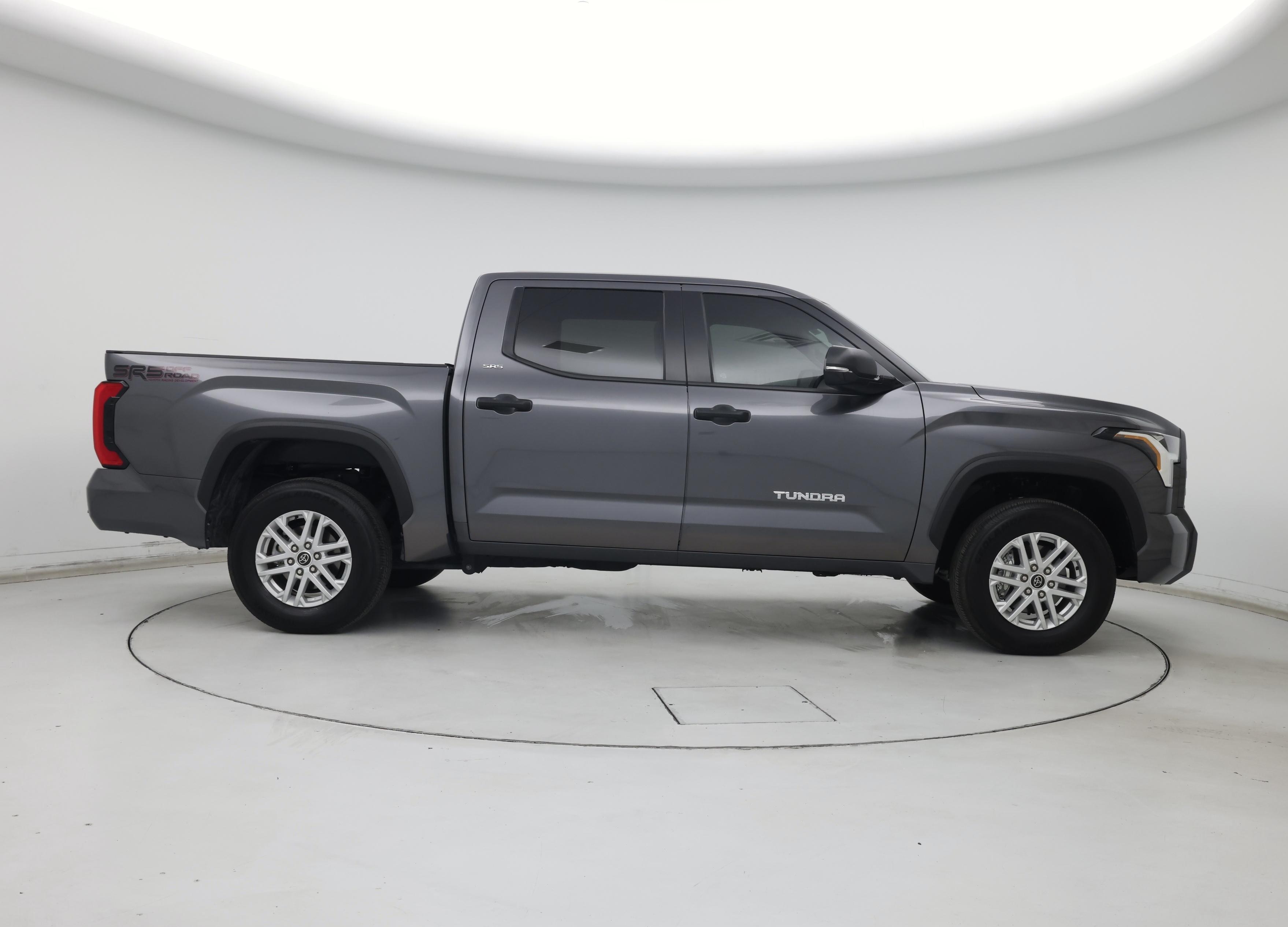 Thumbnail: 2024 Toyota Tundra - 7