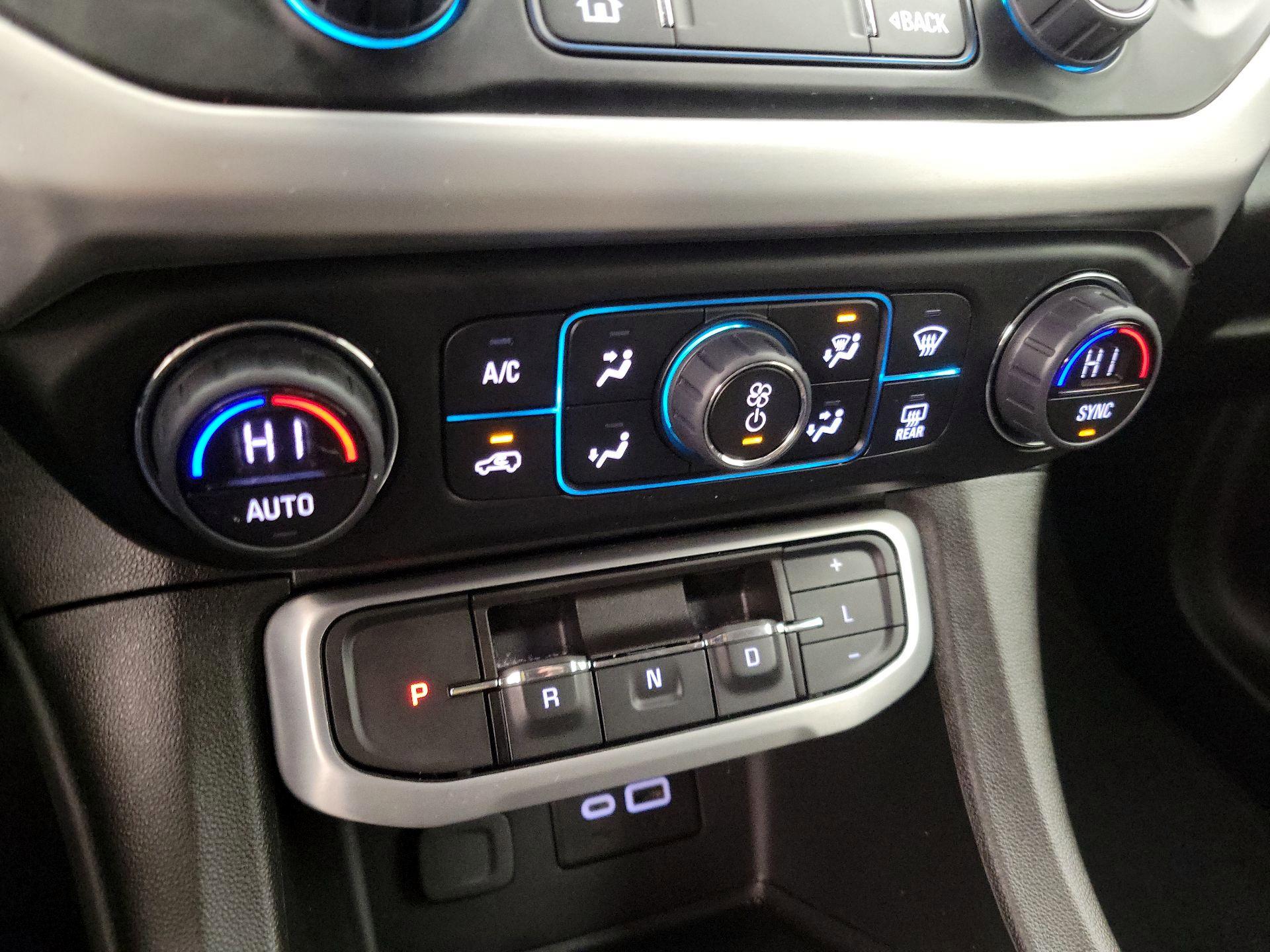 Thumbnail: 2023 GMC Acadia - 16