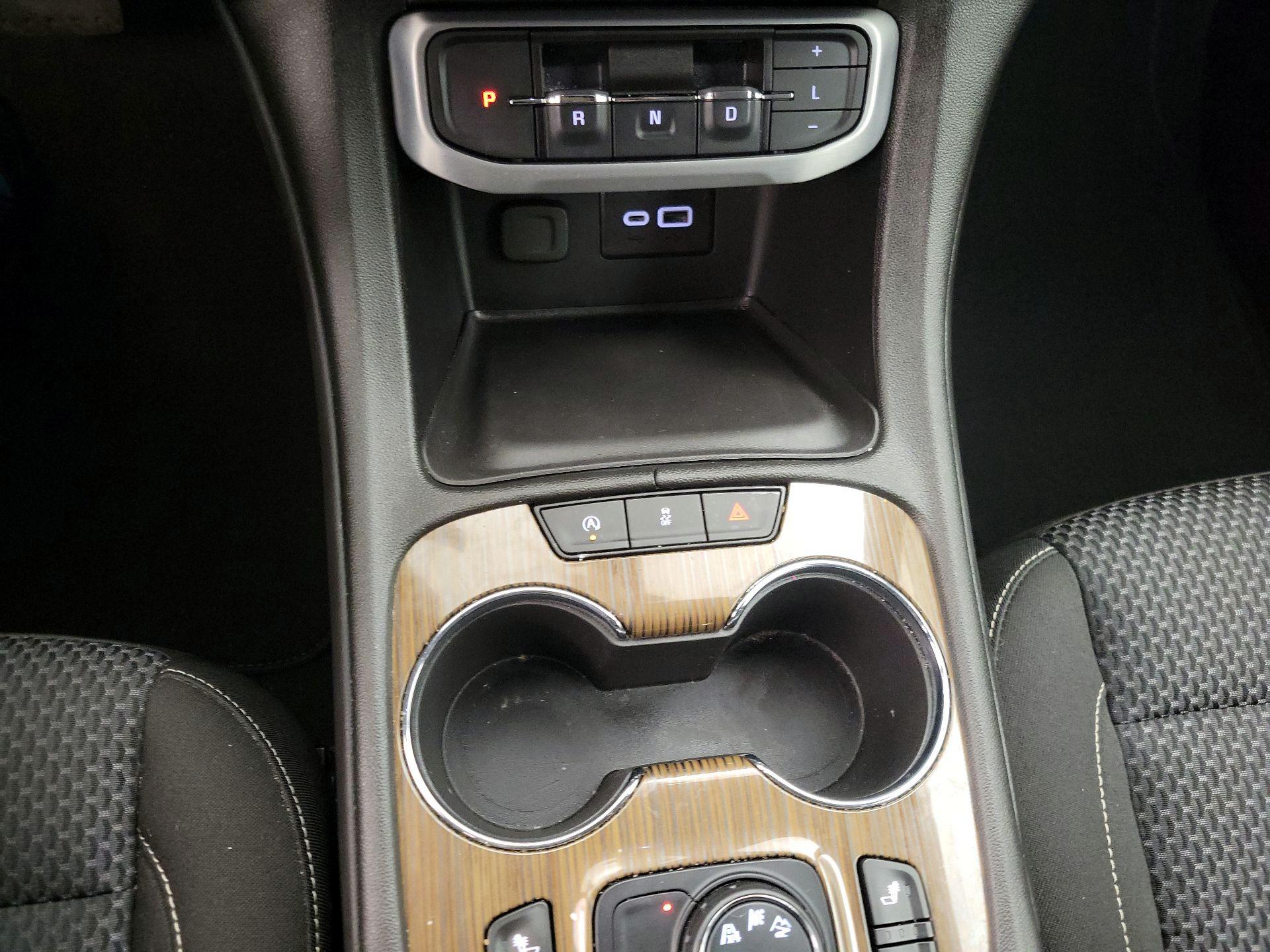 Thumbnail: 2023 GMC Acadia - 17