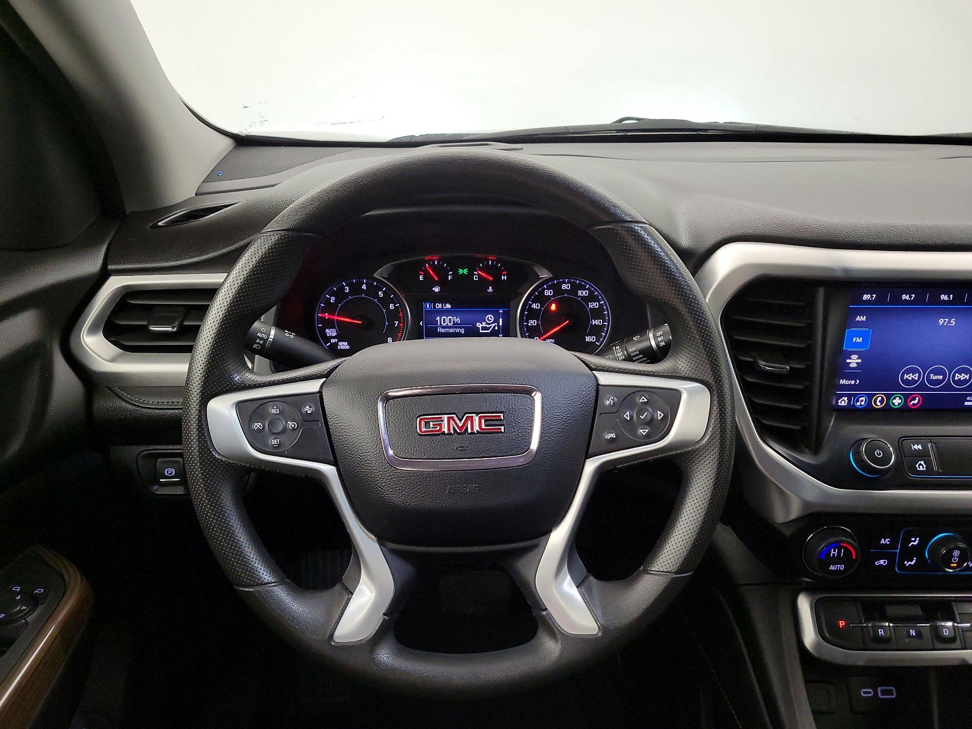 Thumbnail: 2023 GMC Acadia - 10