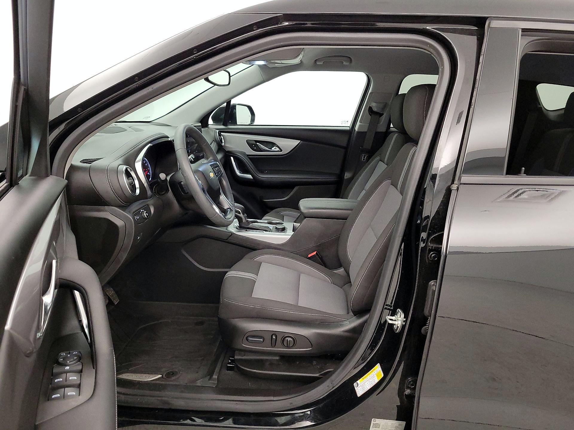 Thumbnail: 2023 Chevrolet Blazer - 11