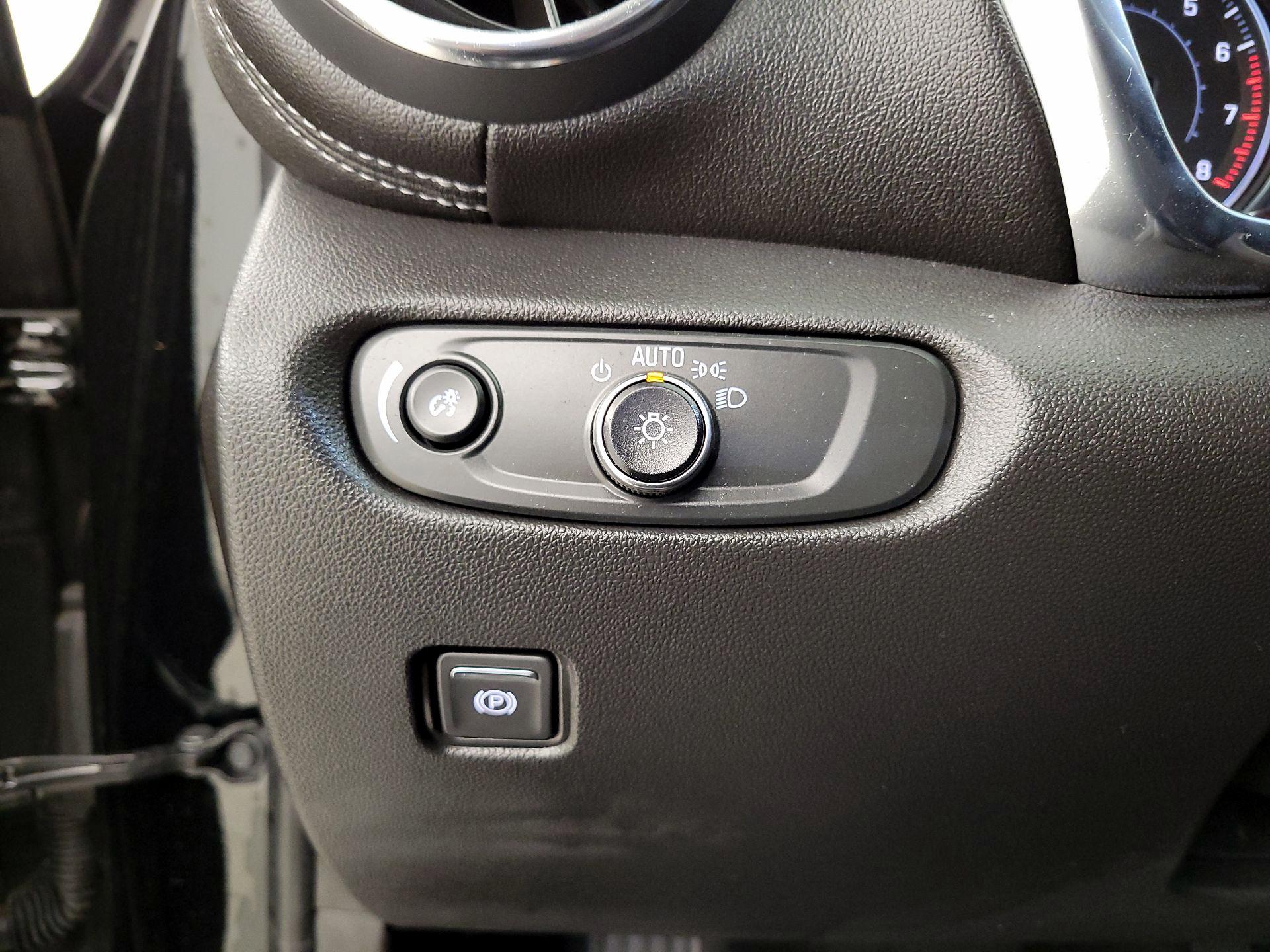 Thumbnail: 2023 Chevrolet Blazer - 13