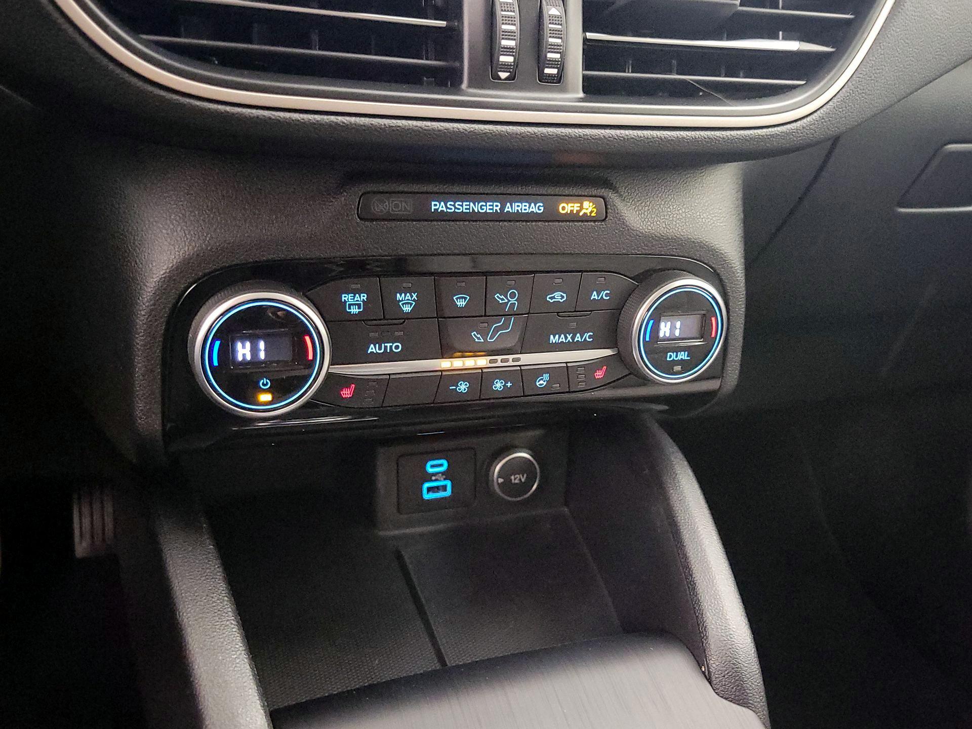 Thumbnail: 2021 Ford Escape - 16