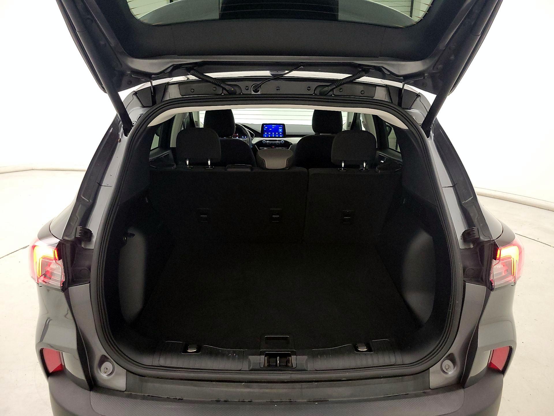 Thumbnail: 2021 Ford Escape - 20