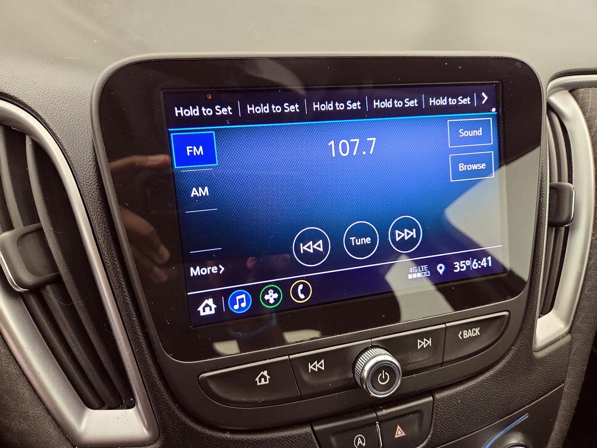 Thumbnail: 2020 Chevrolet Malibu - 15