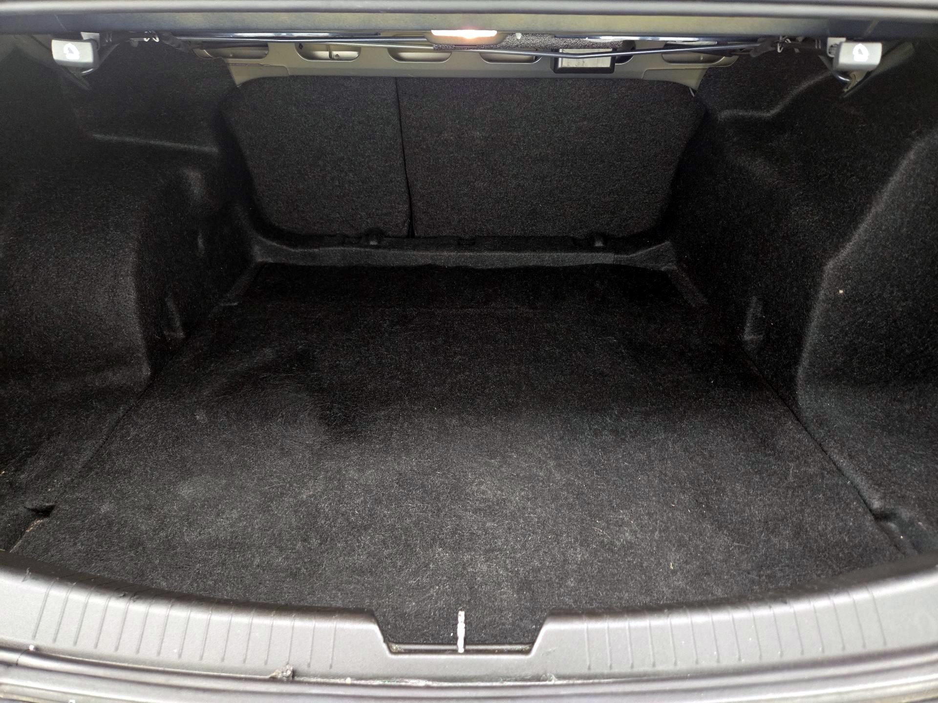 Thumbnail: 2020 Chevrolet Malibu - 20