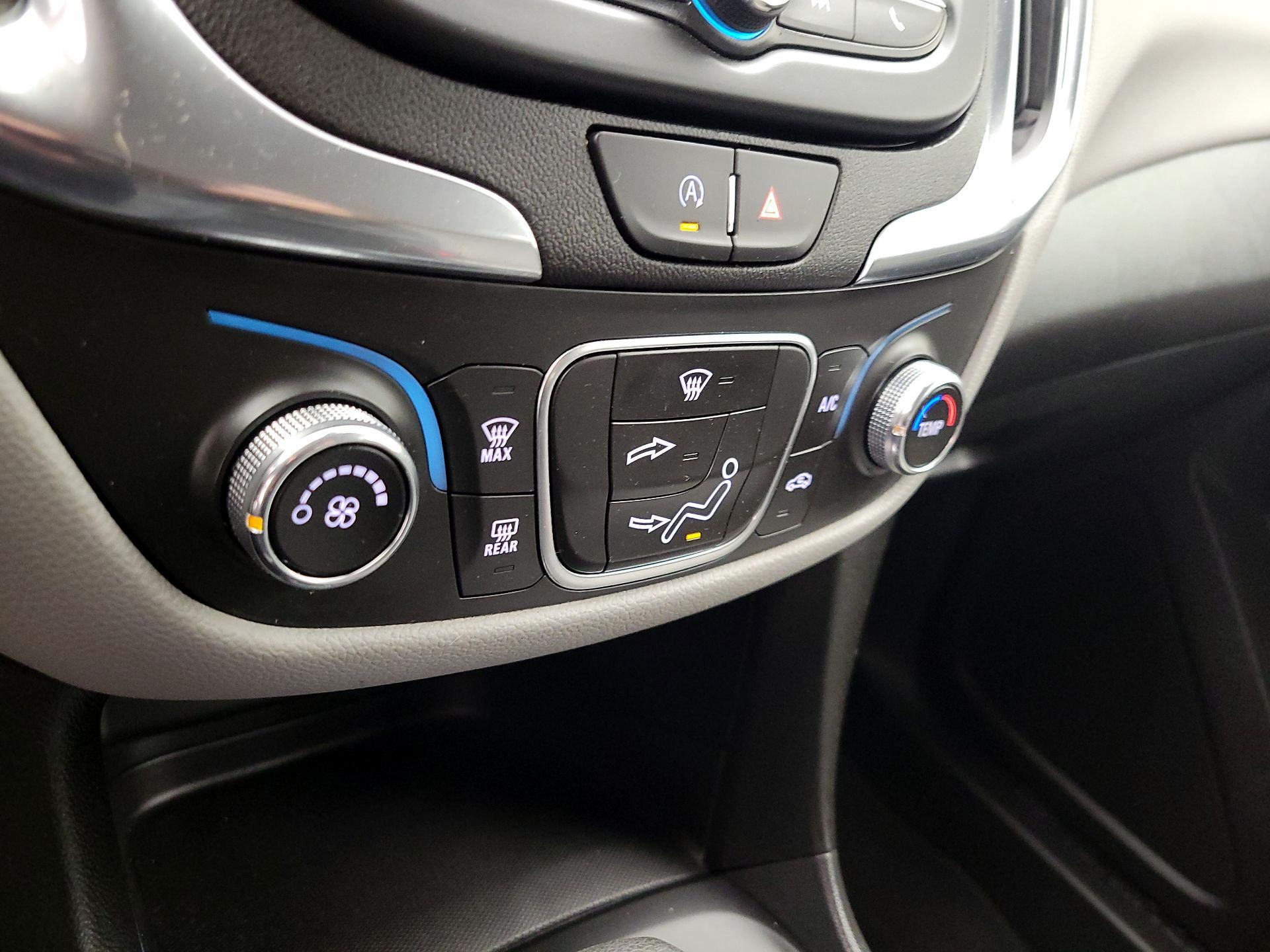 Thumbnail: 2023 Chevrolet Equinox - 16