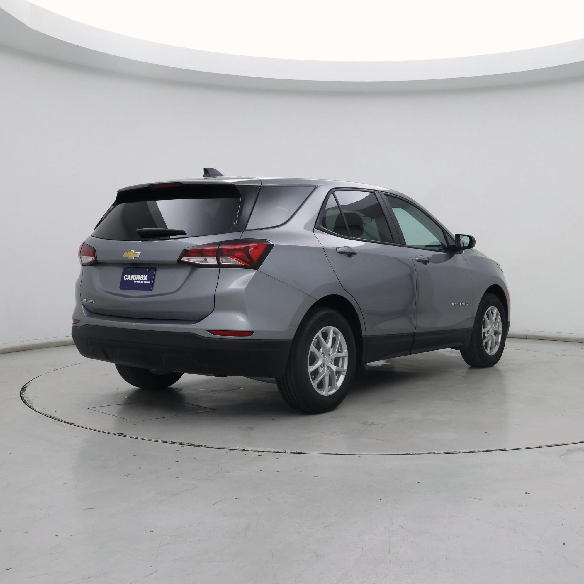 Thumbnail: 2023 Chevrolet Equinox - 8