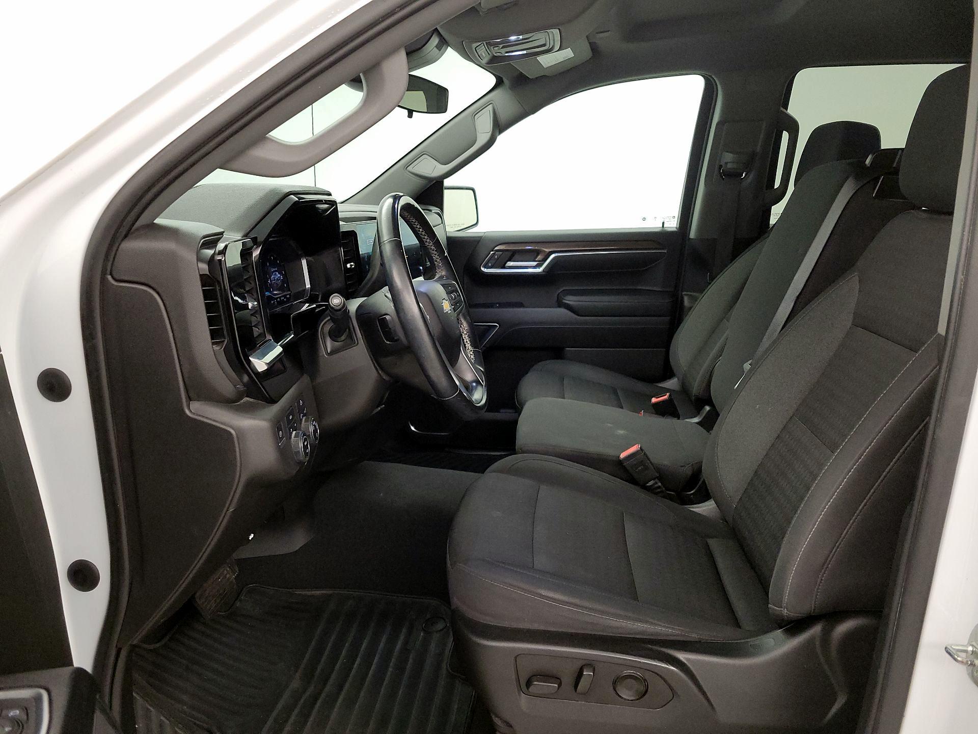 Thumbnail: 2023 Chevrolet Silverado 1500 - 11