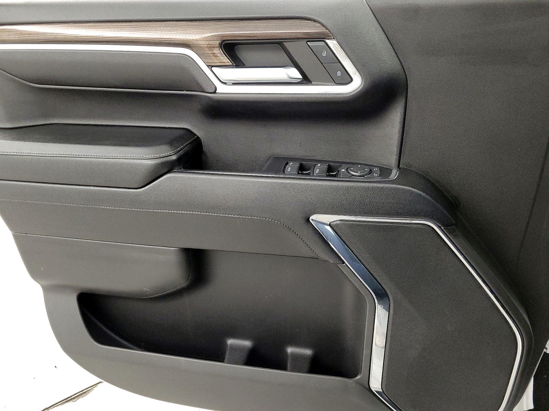 Thumbnail: 2023 Chevrolet Silverado 1500 - 12