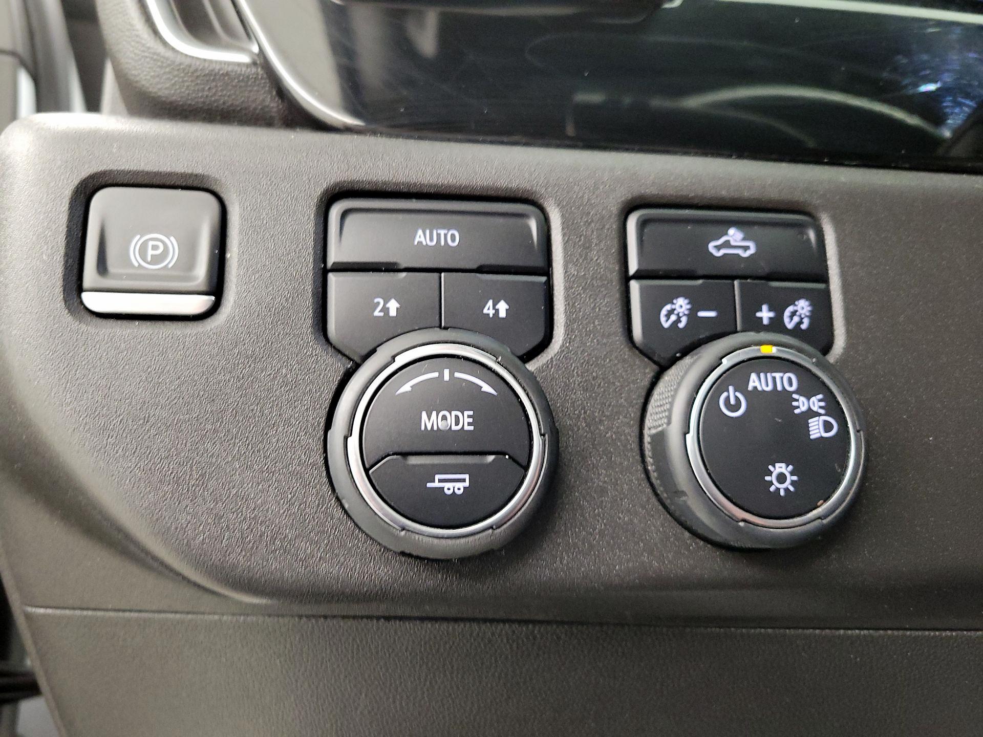 Thumbnail: 2023 Chevrolet Silverado 1500 - 13