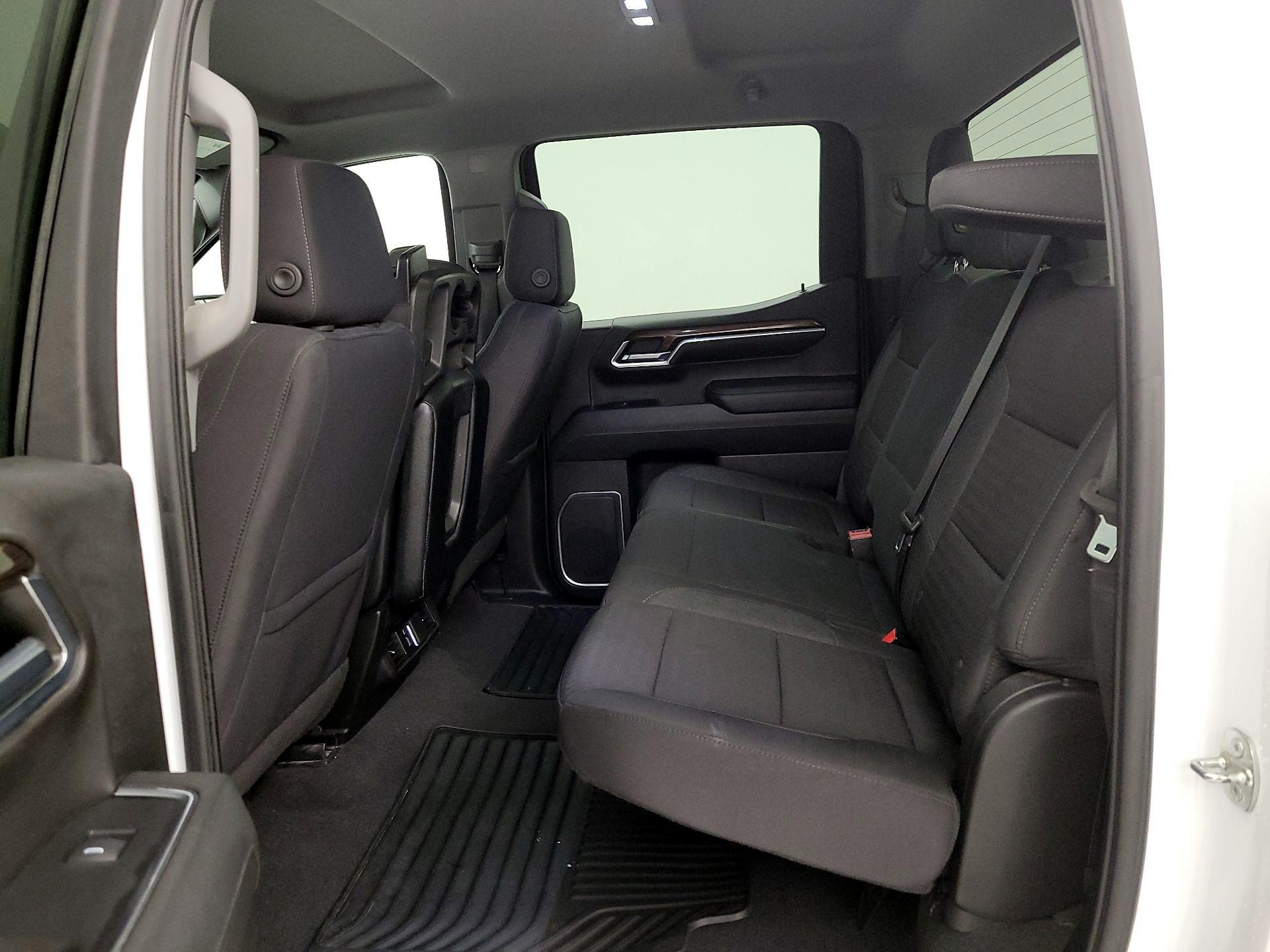 Thumbnail: 2023 Chevrolet Silverado 1500 - 20