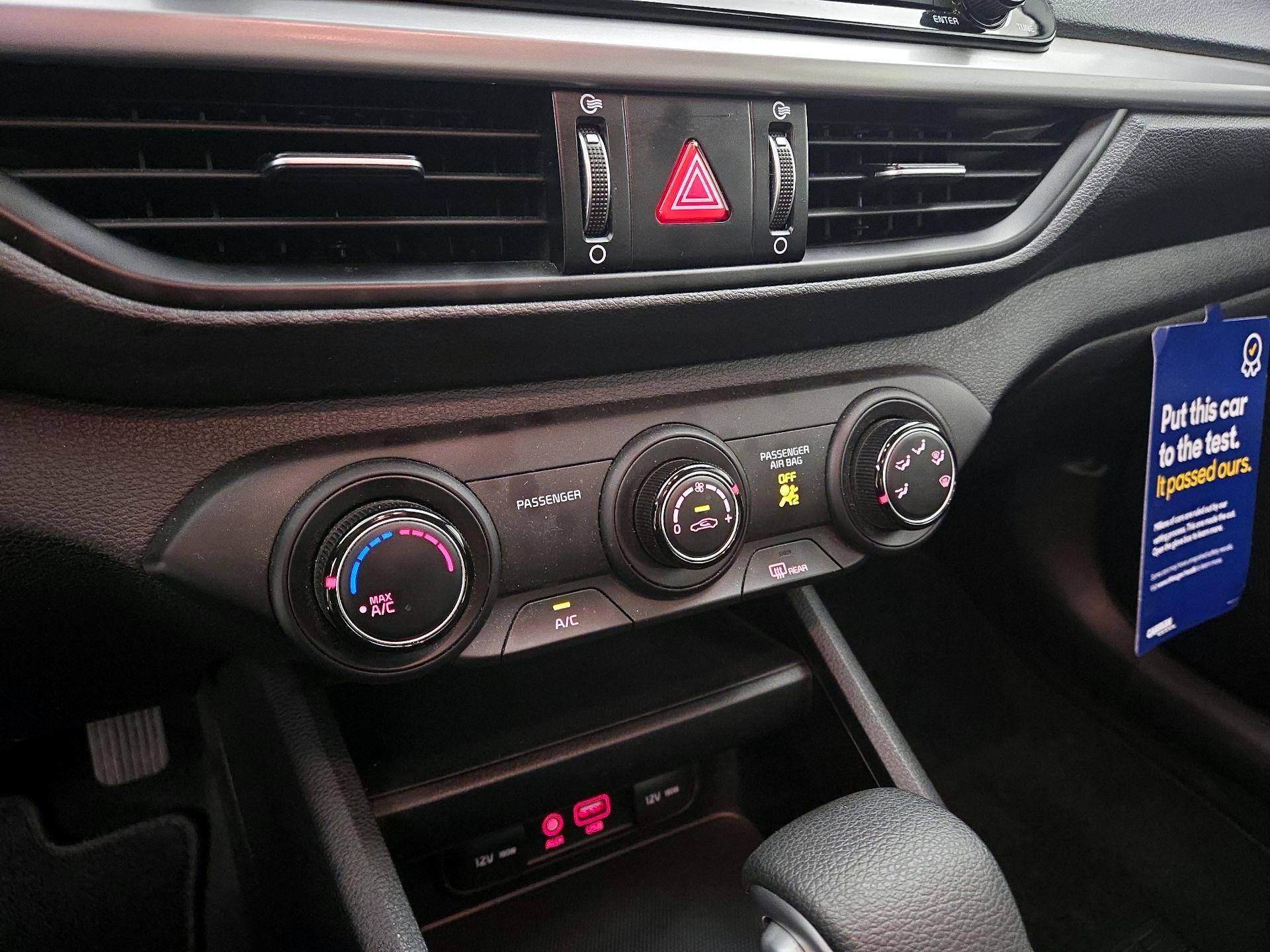 Thumbnail: 2021 Kia Forte - 16