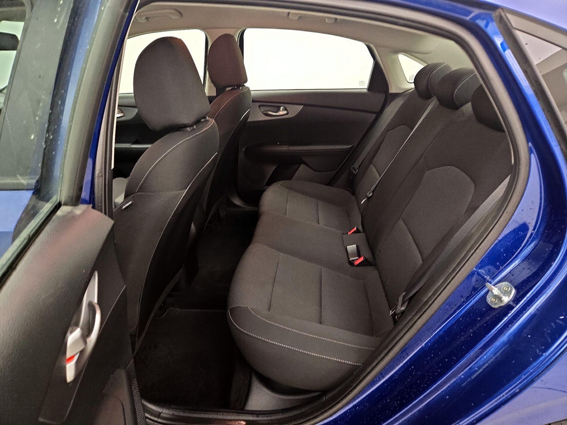 Thumbnail: 2021 Kia Forte - 19