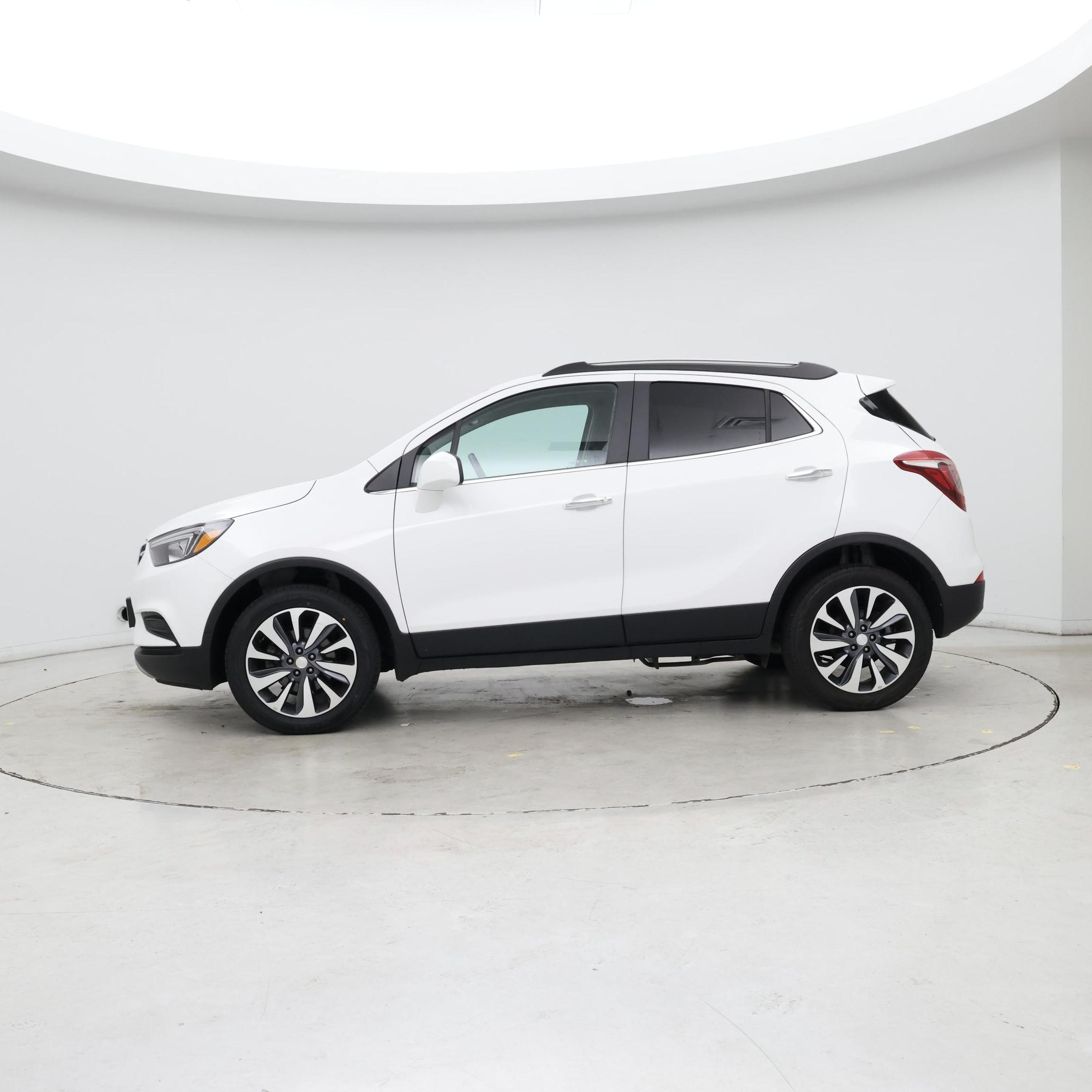 Thumbnail: 2022 Buick Encore - 3