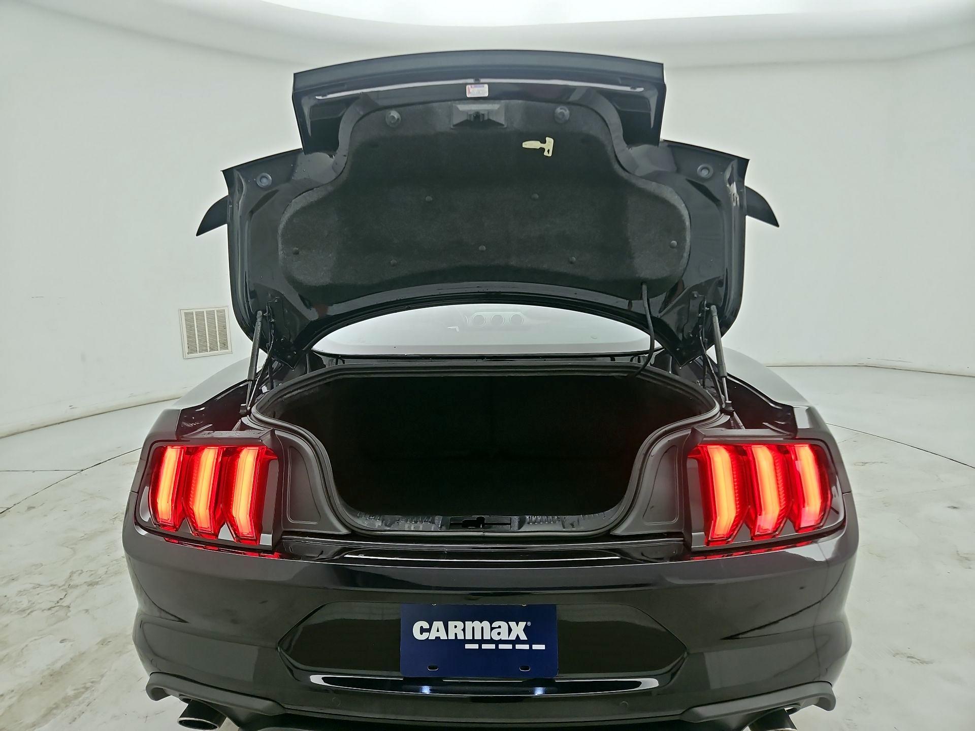 Thumbnail: 2023 Ford Mustang - 20