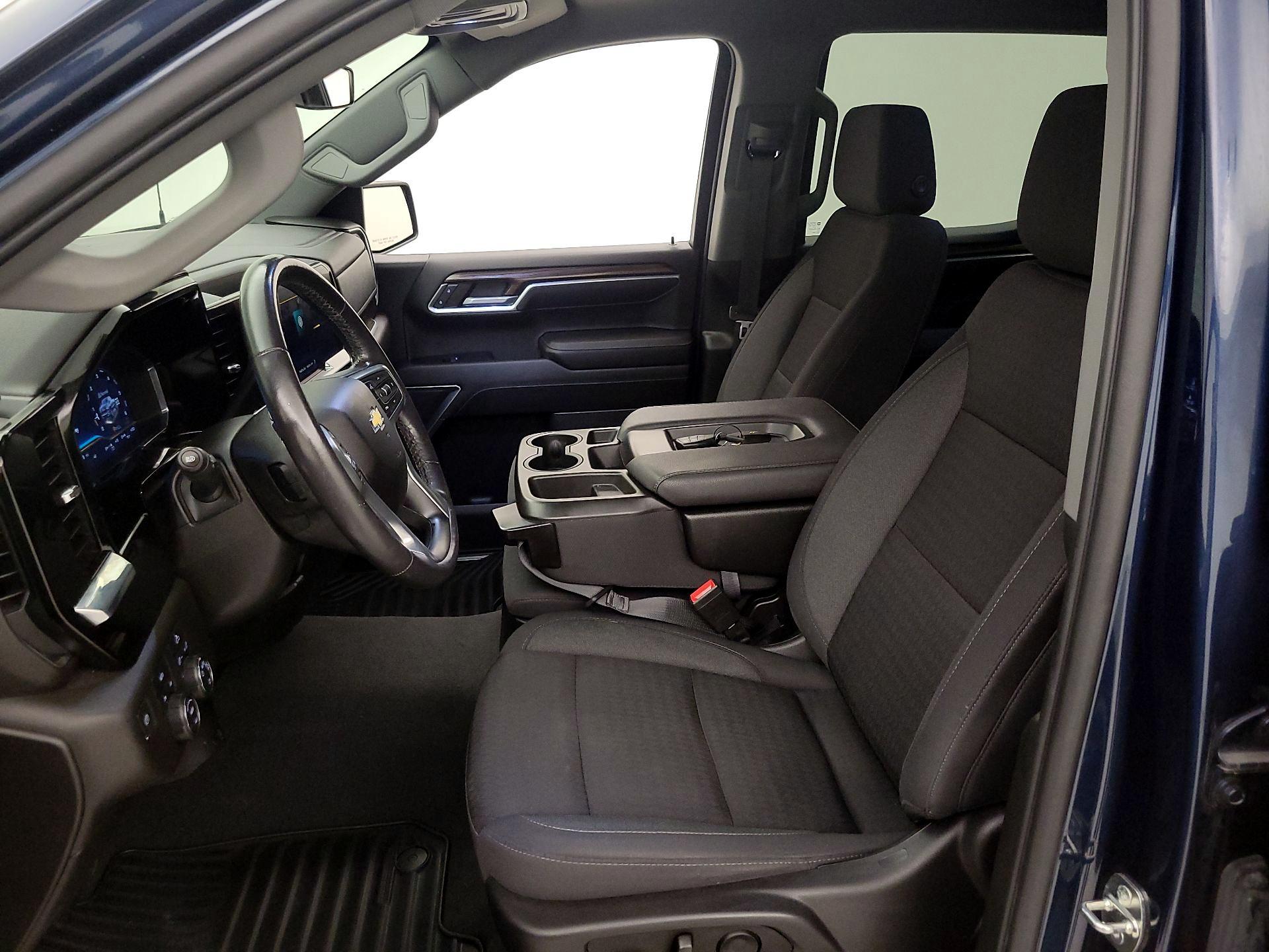 Thumbnail: 2022 Chevrolet Silverado 1500 - 11