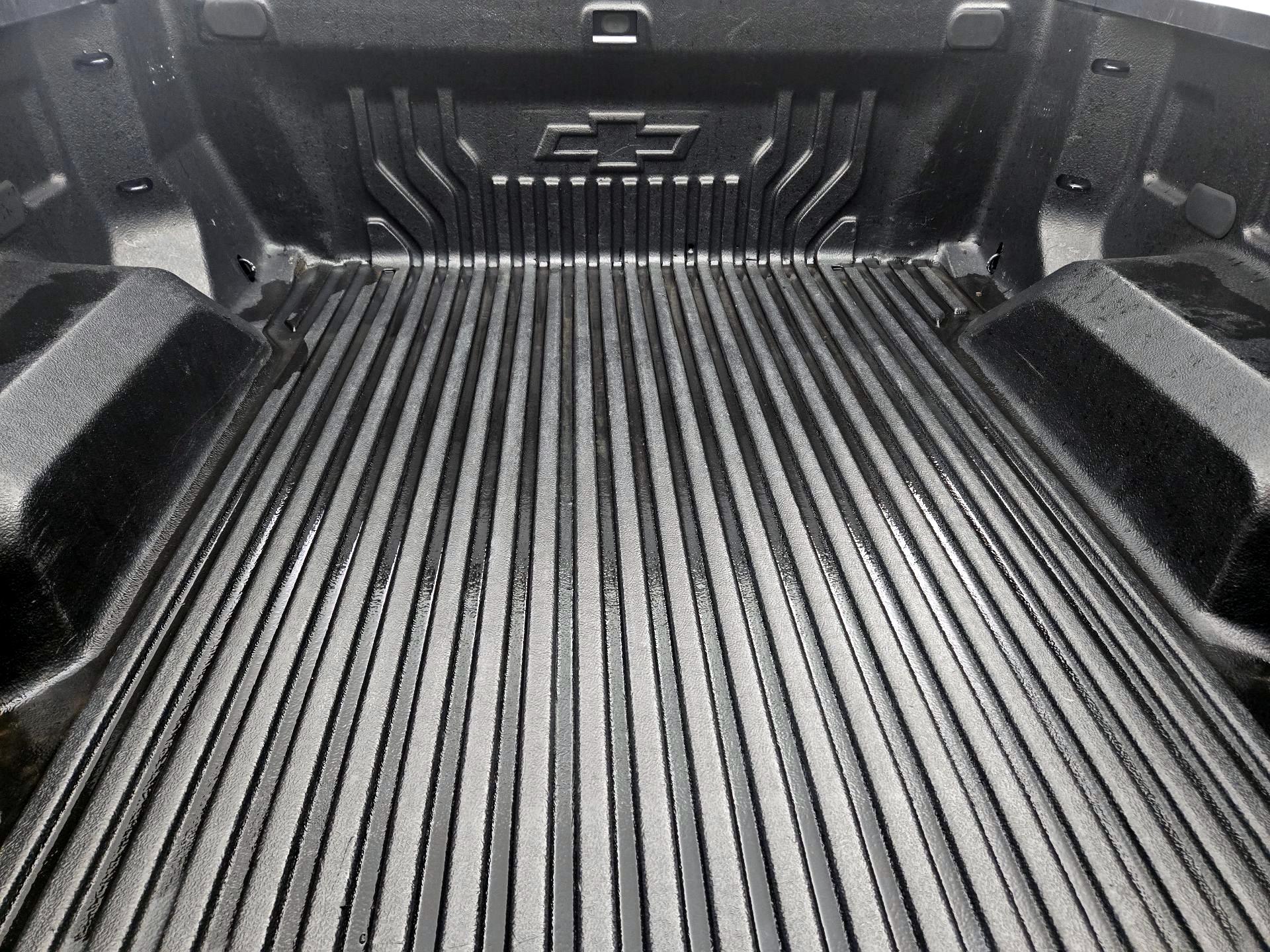 Thumbnail: 2022 Chevrolet Silverado 1500 - 18