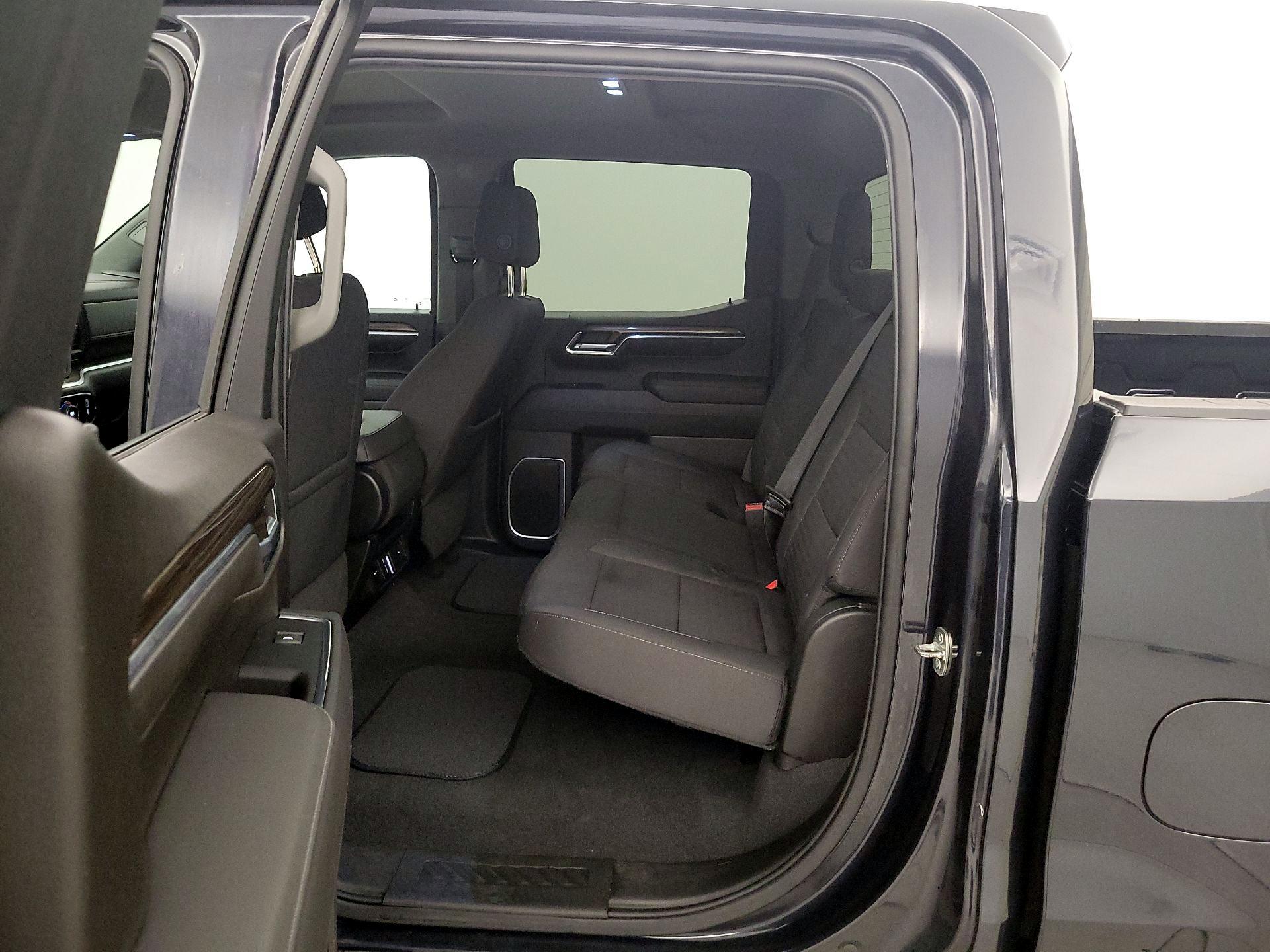 Thumbnail: 2022 Chevrolet Silverado 1500 - 19