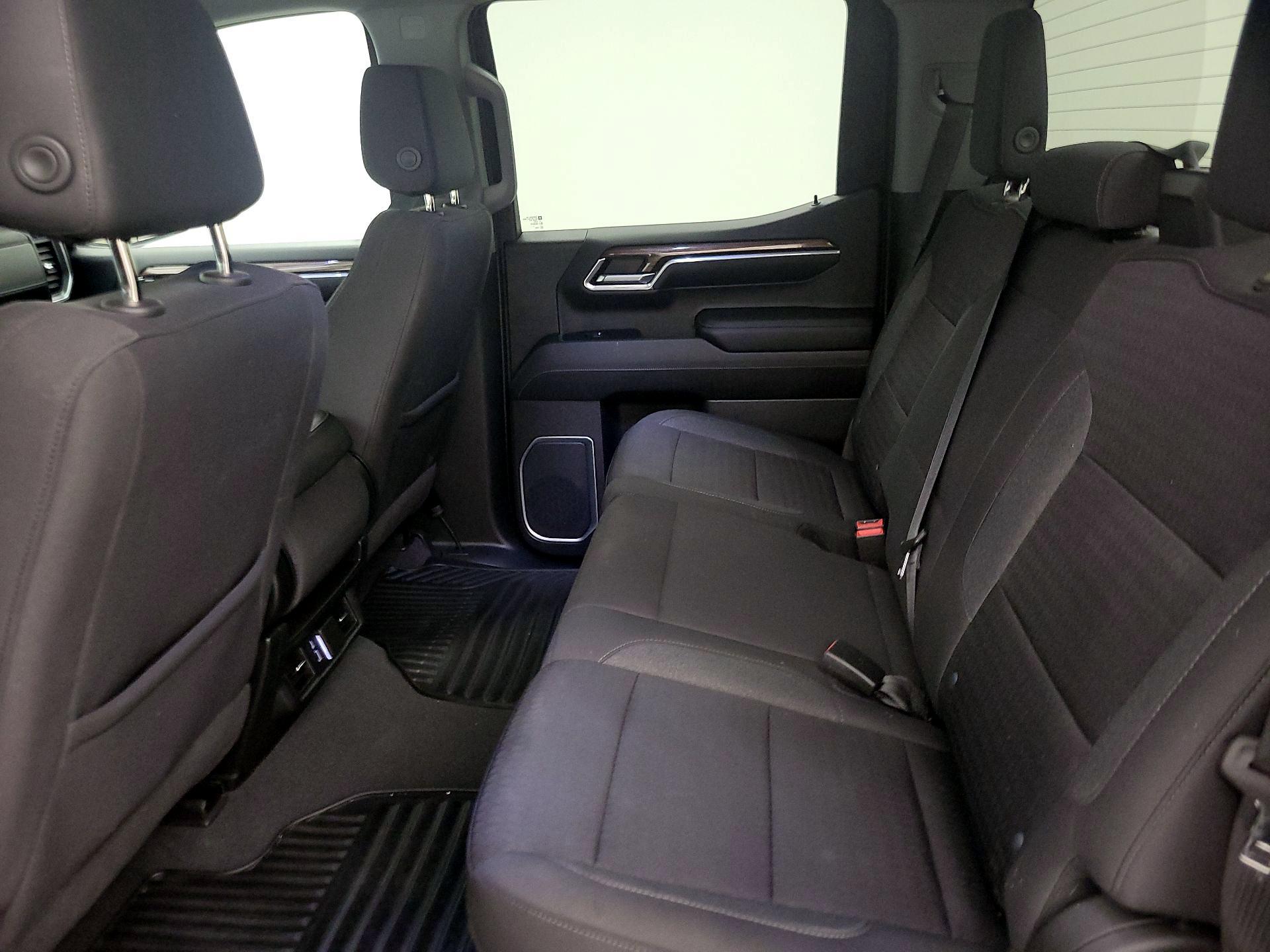 Thumbnail: 2023 Chevrolet Silverado 1500 - 19