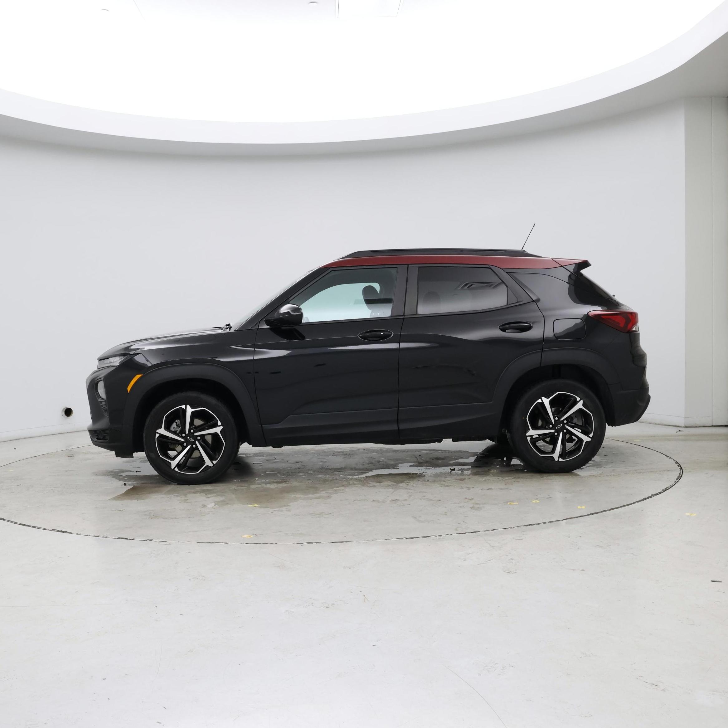 Thumbnail: 2022 Chevrolet TrailBlazer - 3