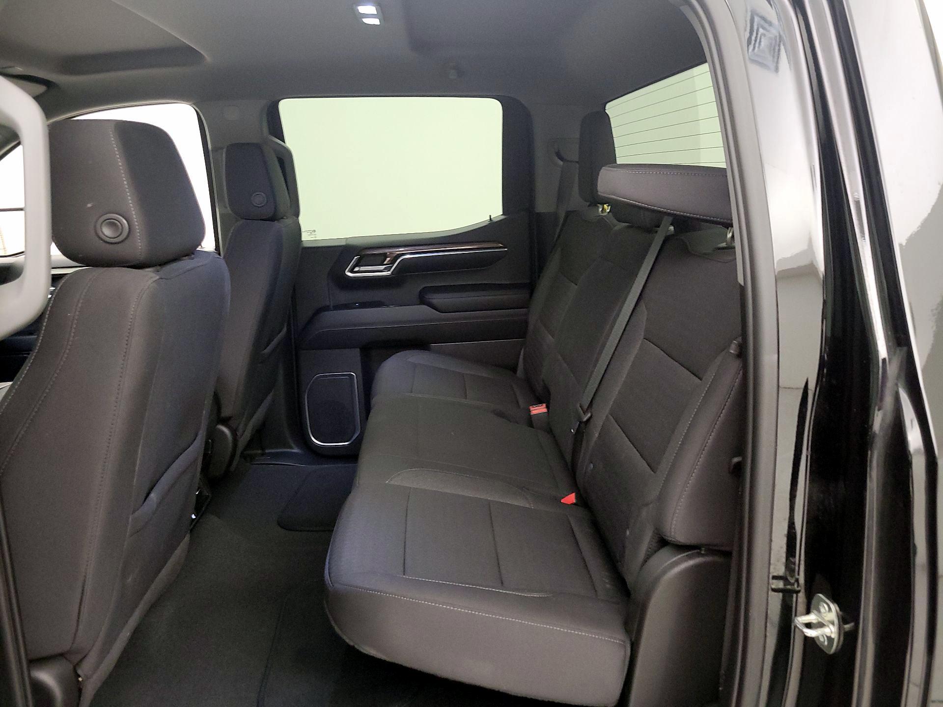 Thumbnail: 2023 Chevrolet Silverado 1500 - 19