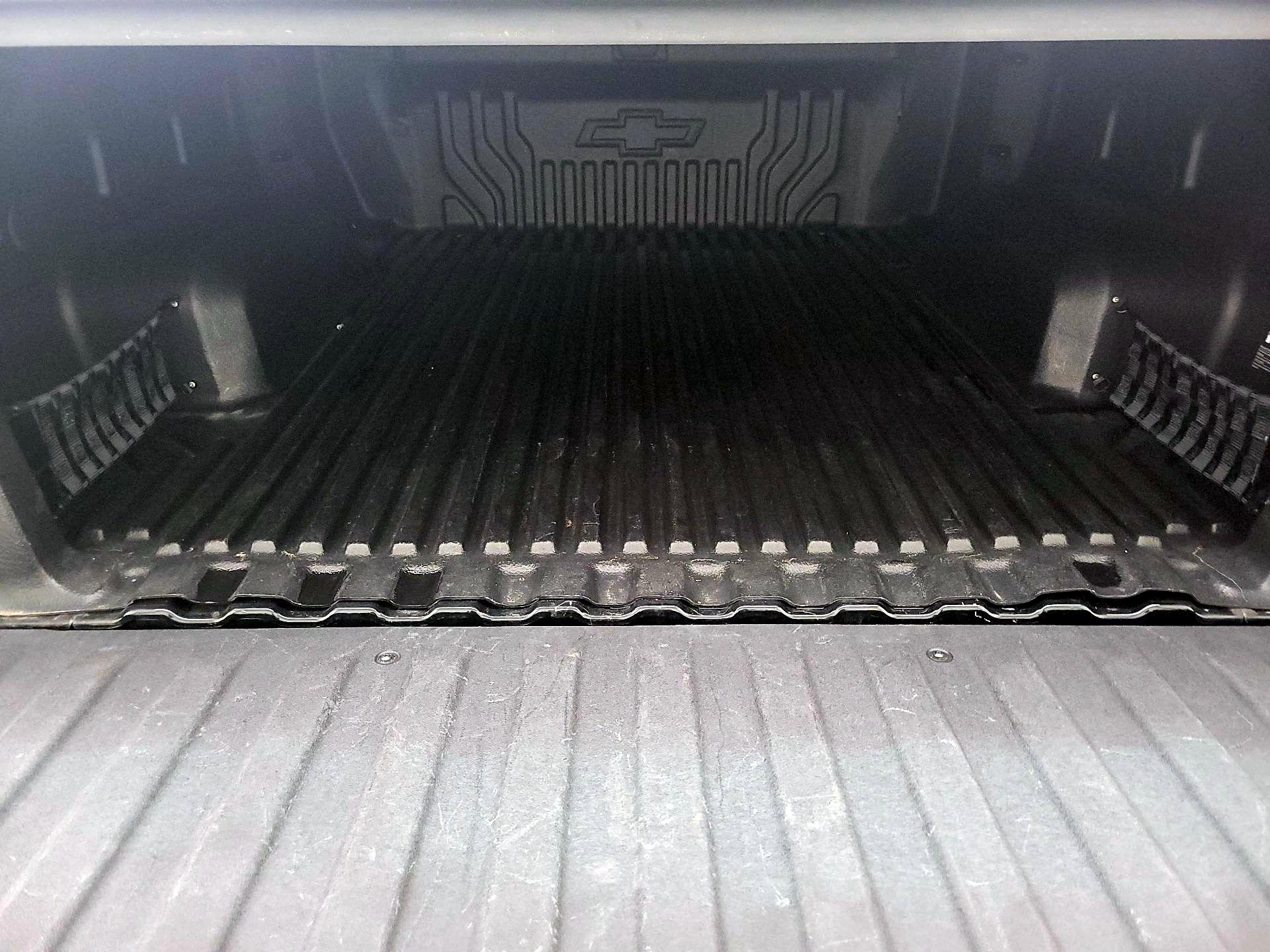 Thumbnail: 2023 Chevrolet Silverado 1500 - 20