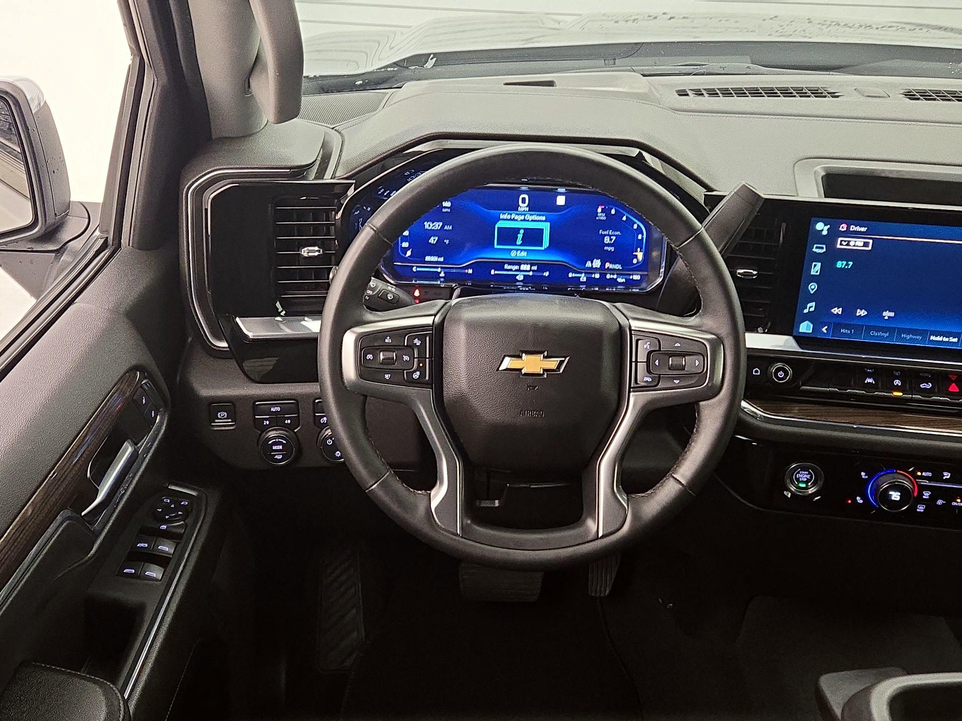 Thumbnail: 2023 Chevrolet Silverado 1500 - 10