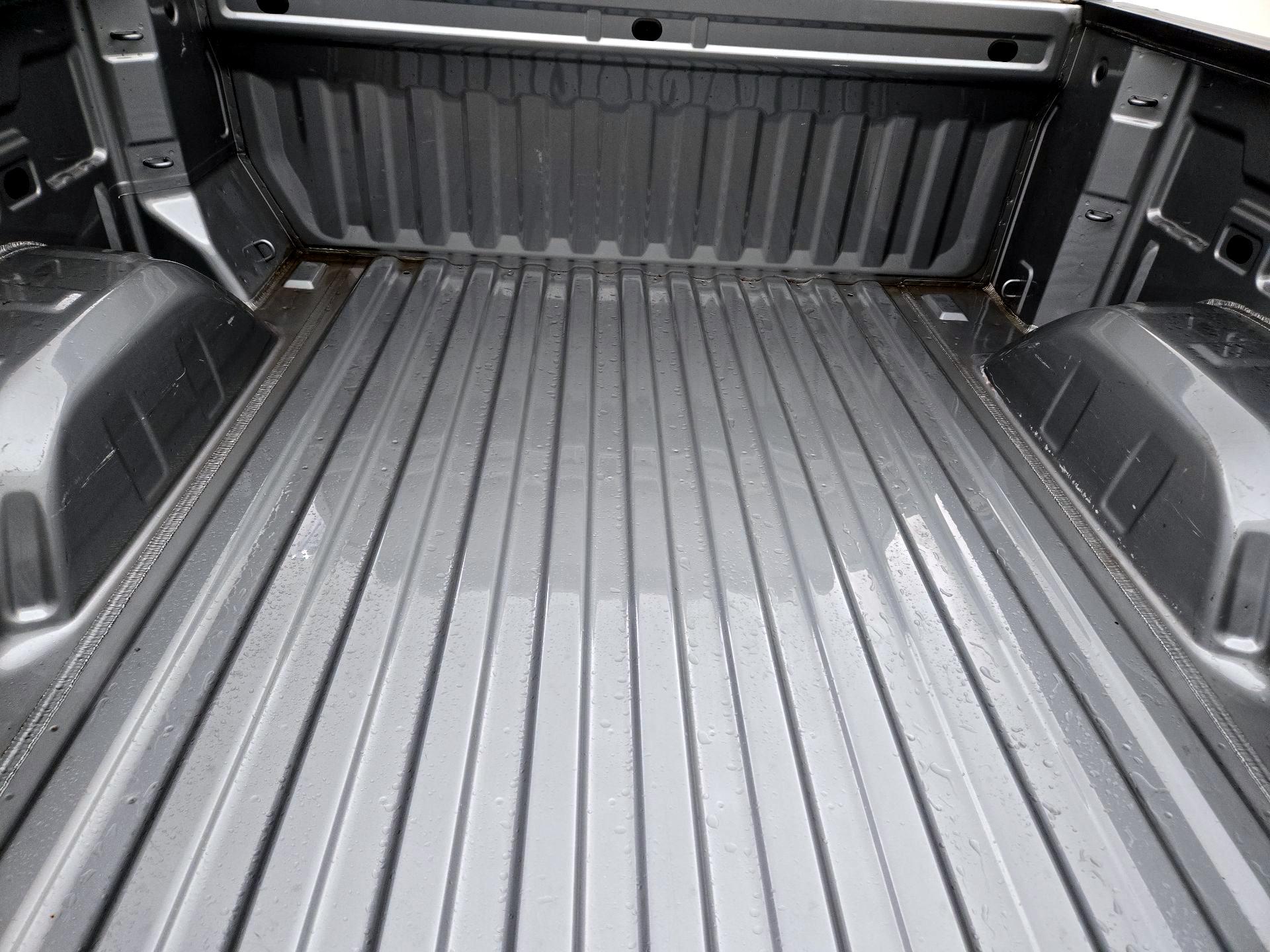 Thumbnail: 2023 Chevrolet Silverado 1500 - 18