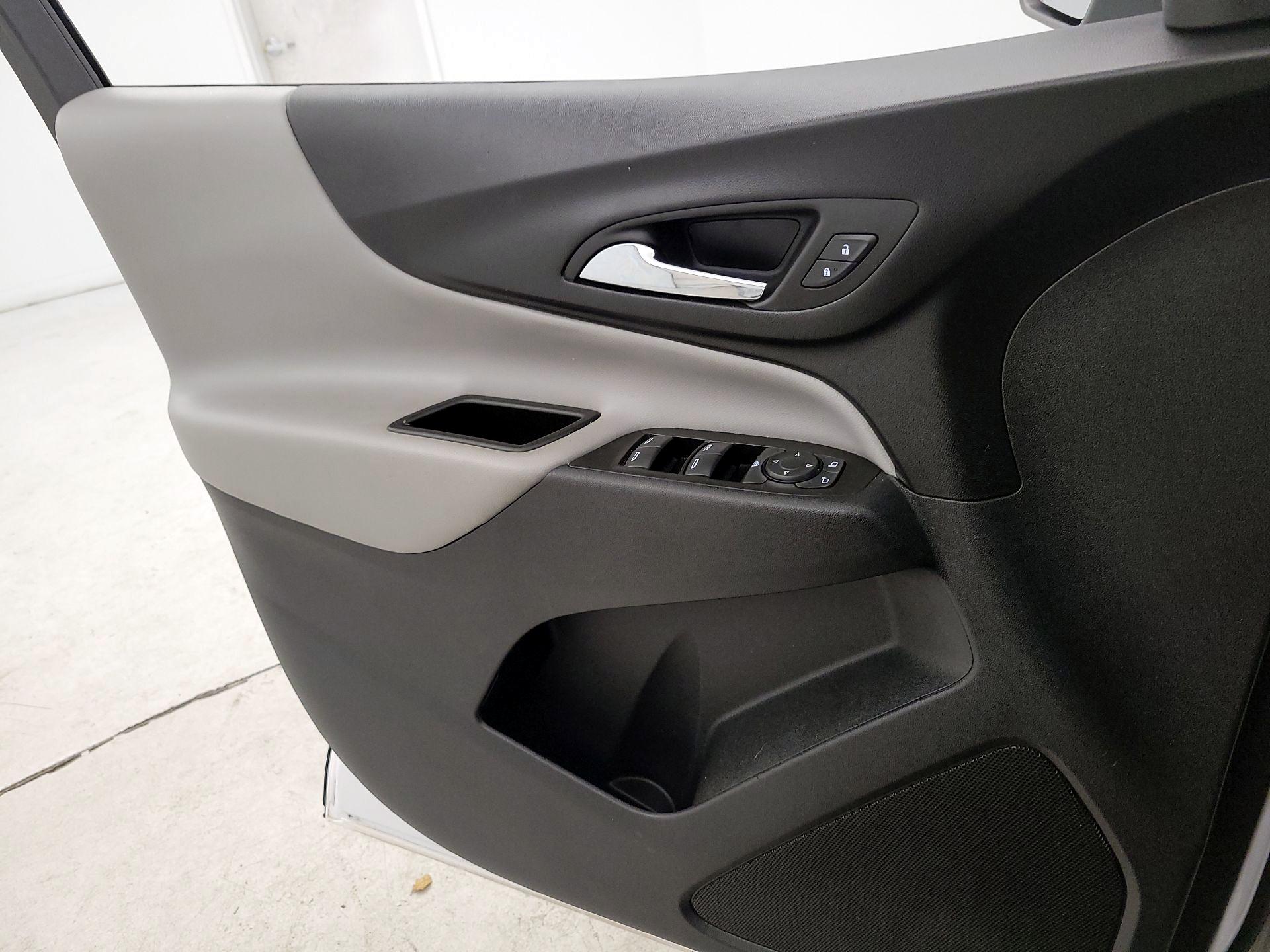 Thumbnail: 2023 Chevrolet Equinox - 12