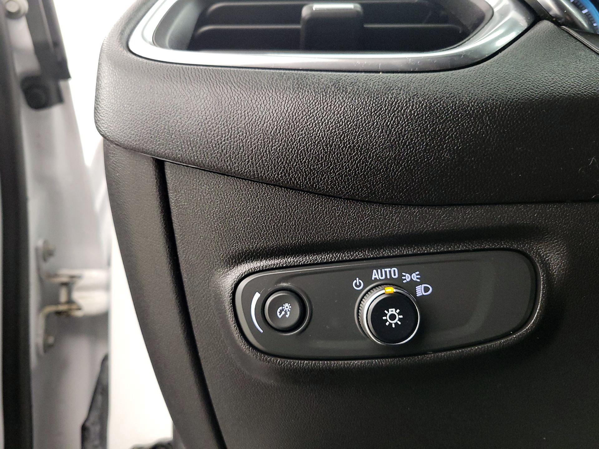 Thumbnail: 2023 Chevrolet Equinox - 13