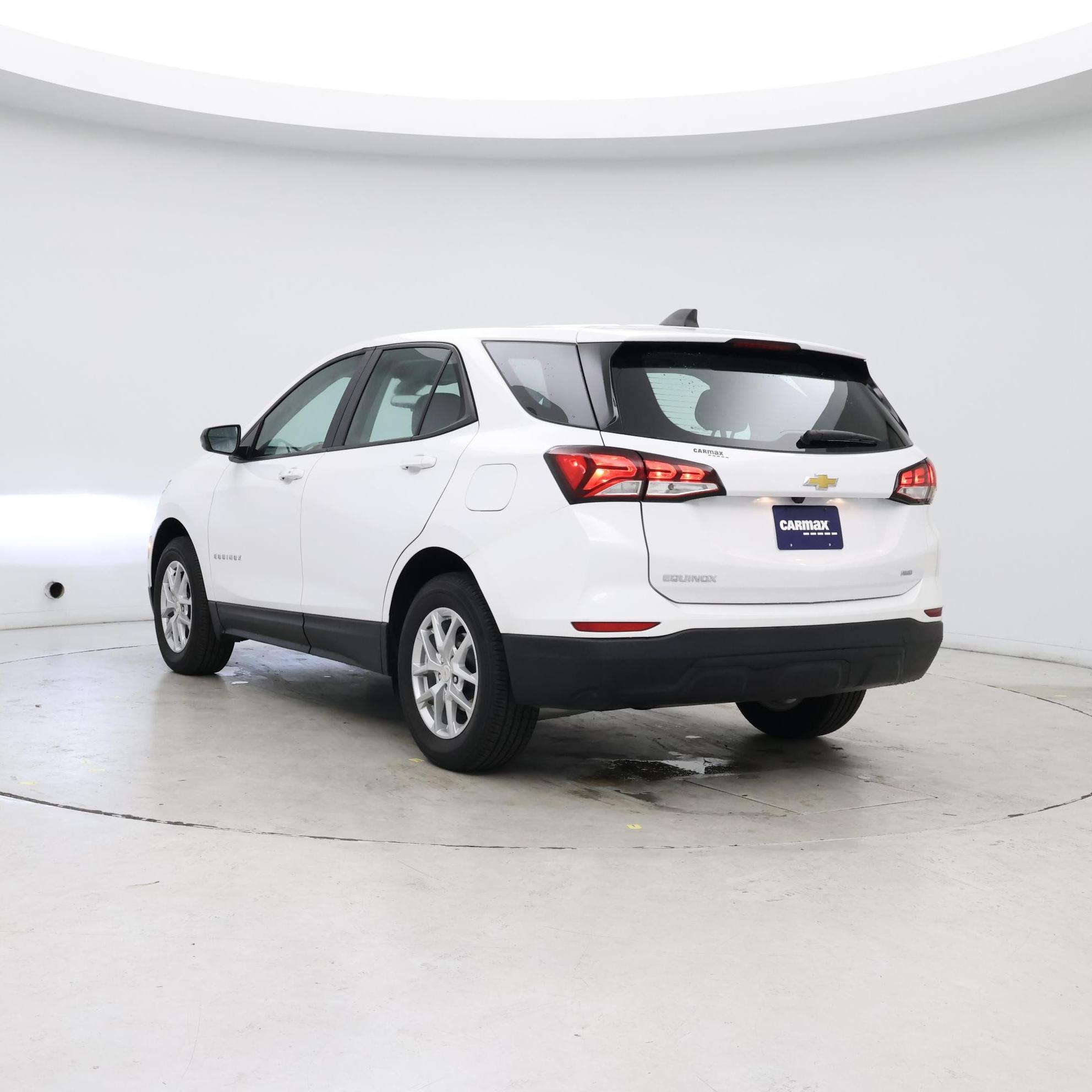 Thumbnail: 2023 Chevrolet Equinox - 2