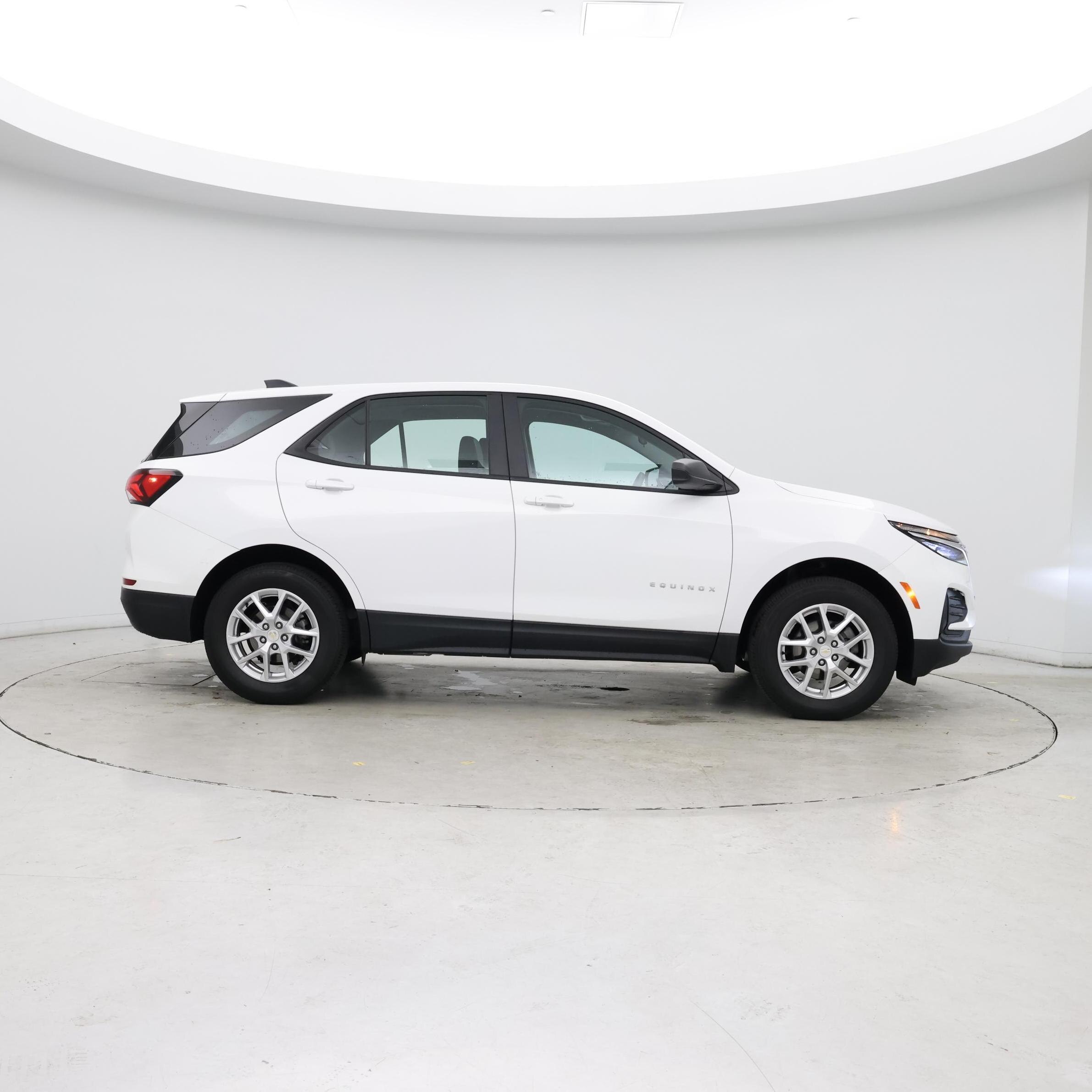 Thumbnail: 2023 Chevrolet Equinox - 7