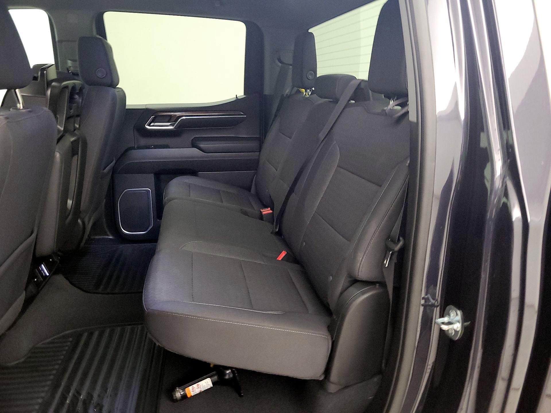 Thumbnail: 2023 Chevrolet Silverado 1500 - 18