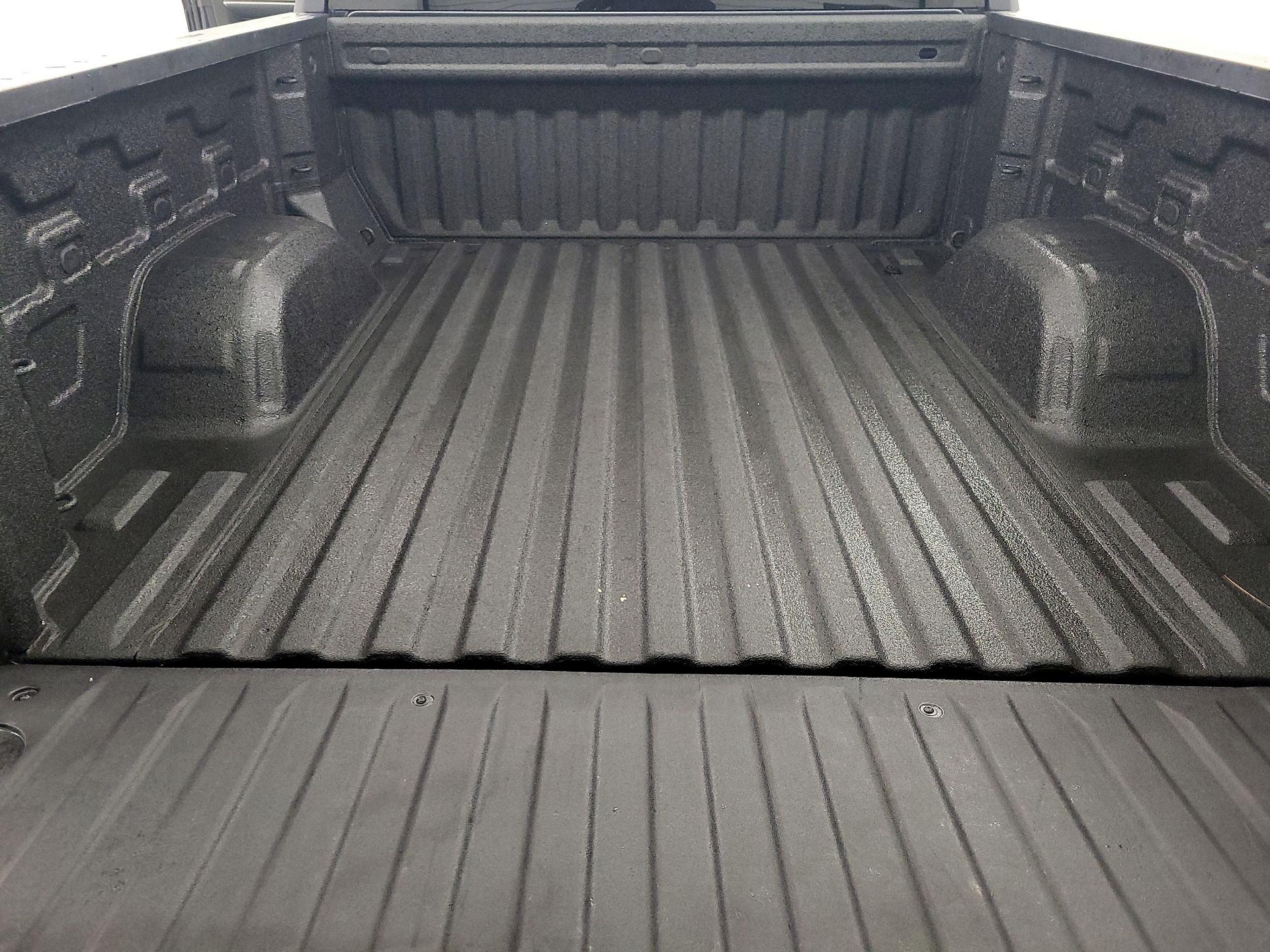 Thumbnail: 2023 Chevrolet Silverado 1500 - 19