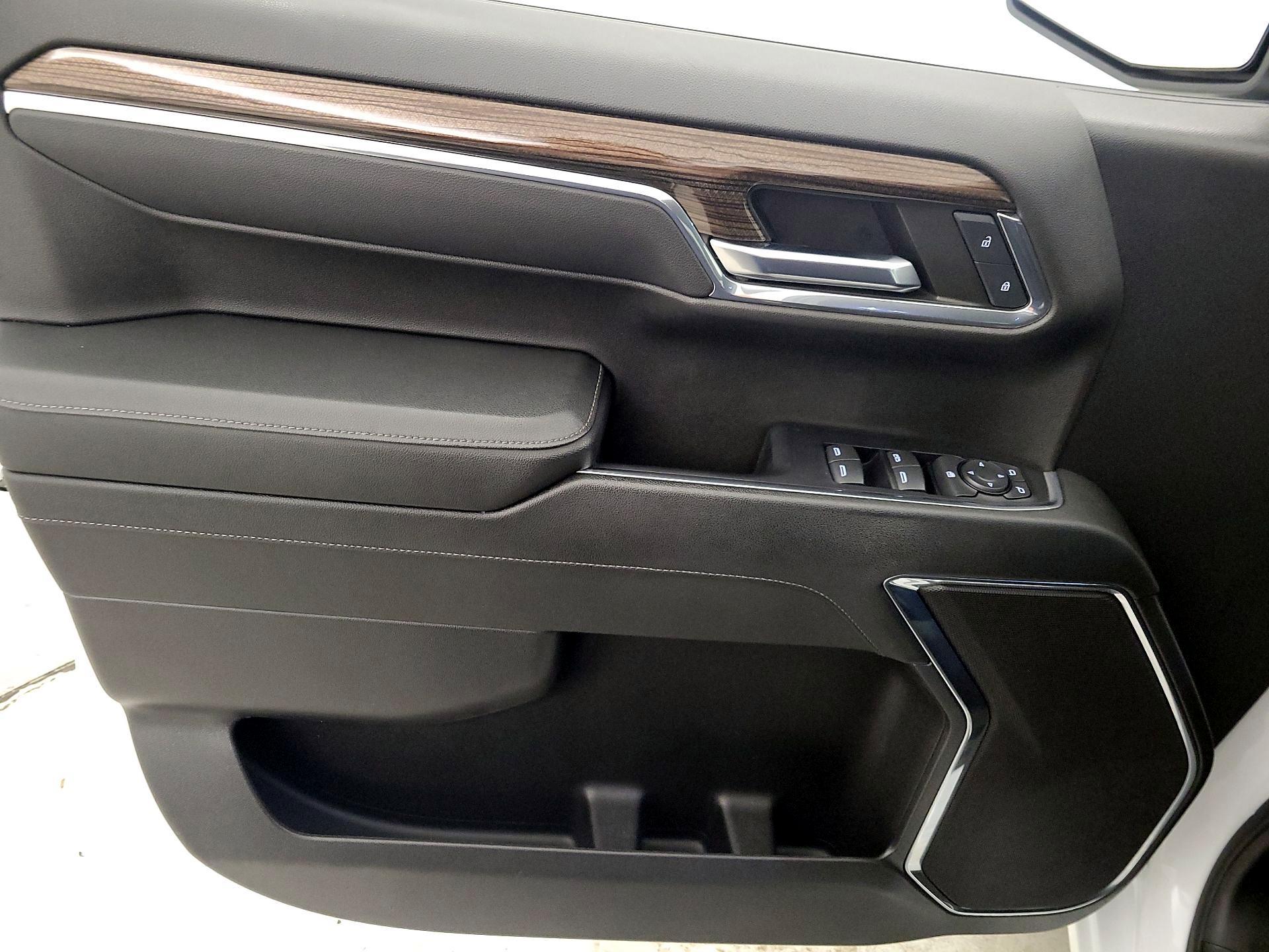 Thumbnail: 2023 Chevrolet Silverado 1500 - 12