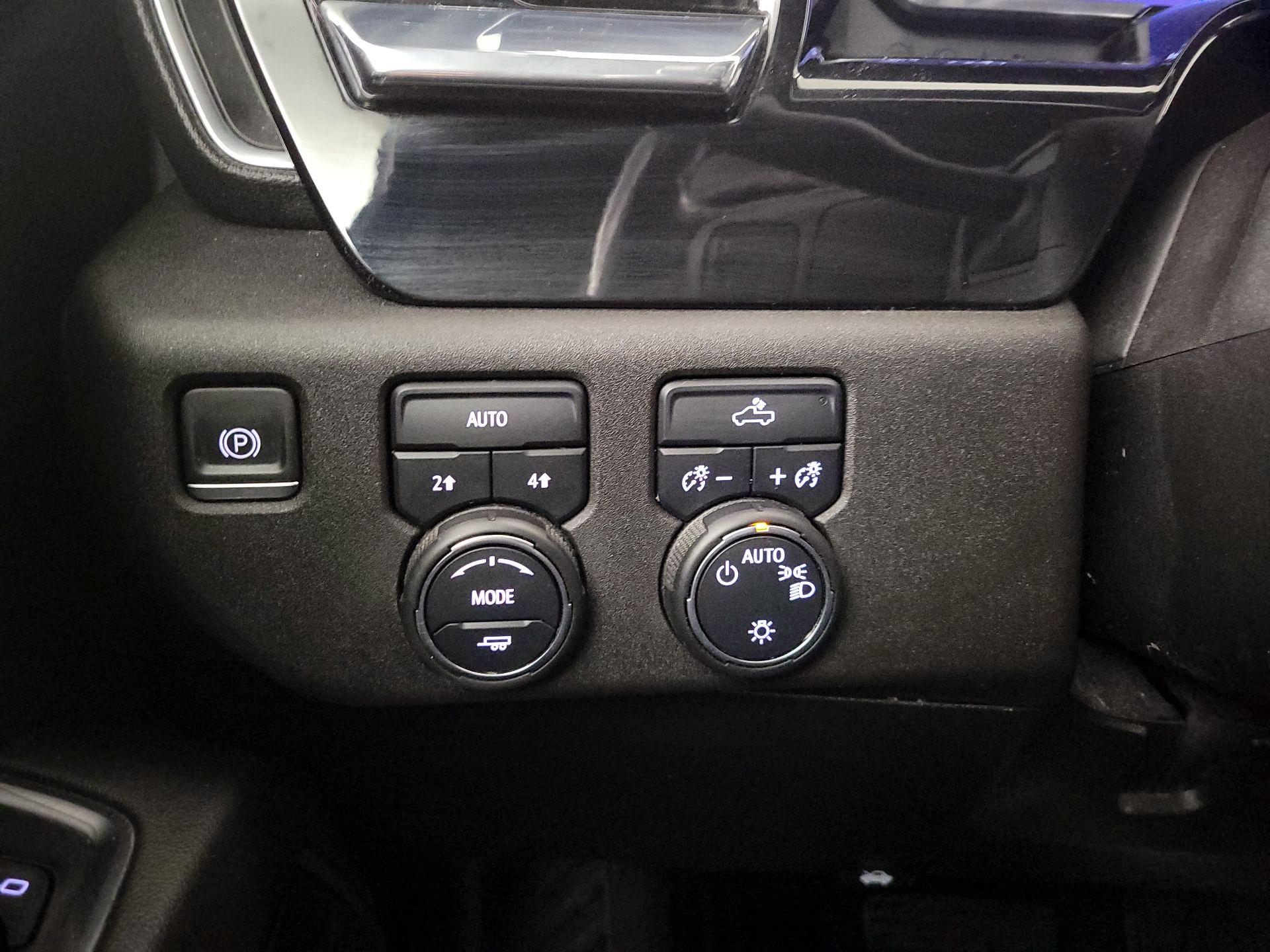 Thumbnail: 2022 Chevrolet Silverado 1500 - 13